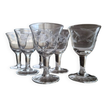 Petits verres à pied
