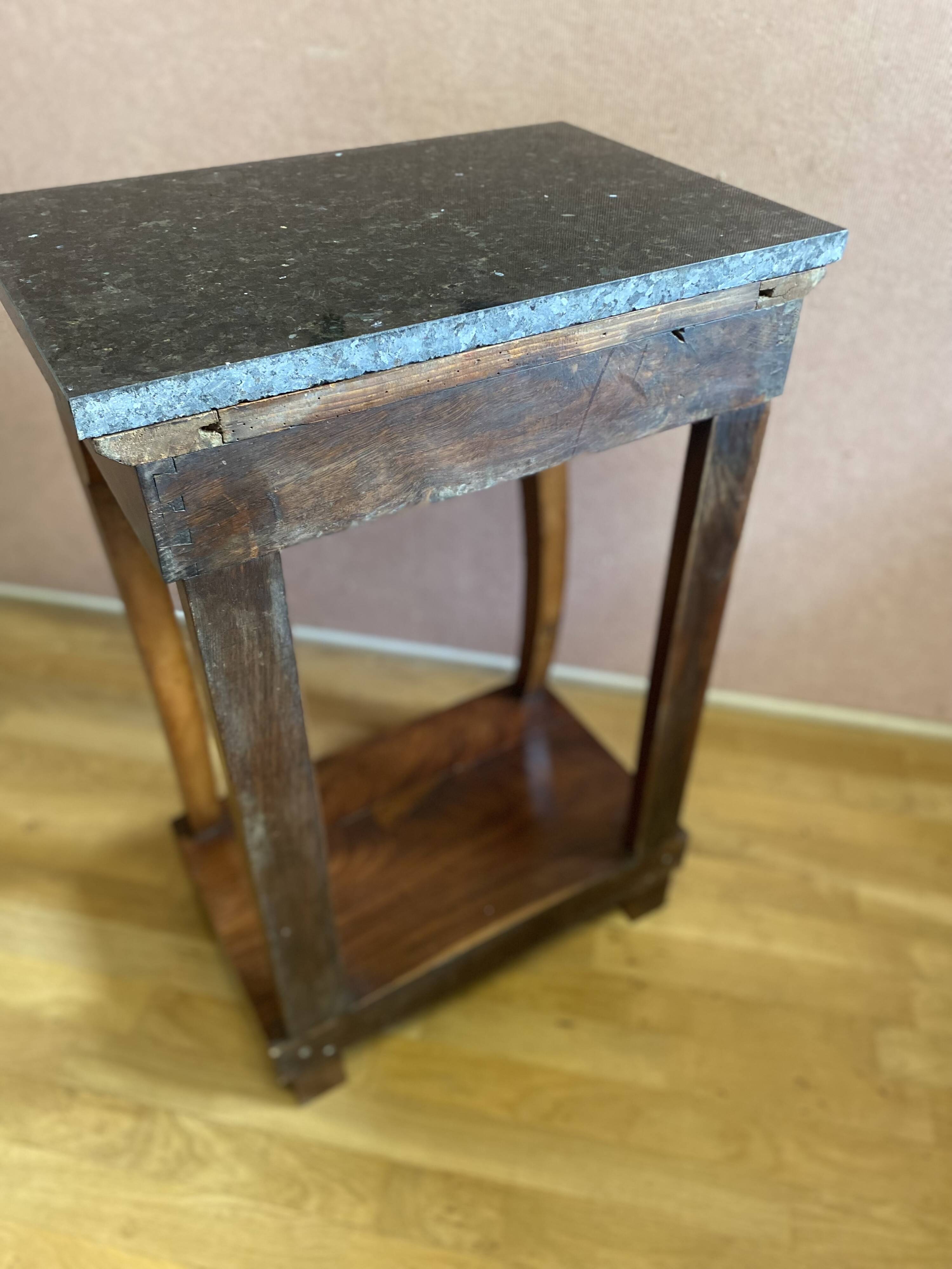 Console Restauration en placage d'acajou