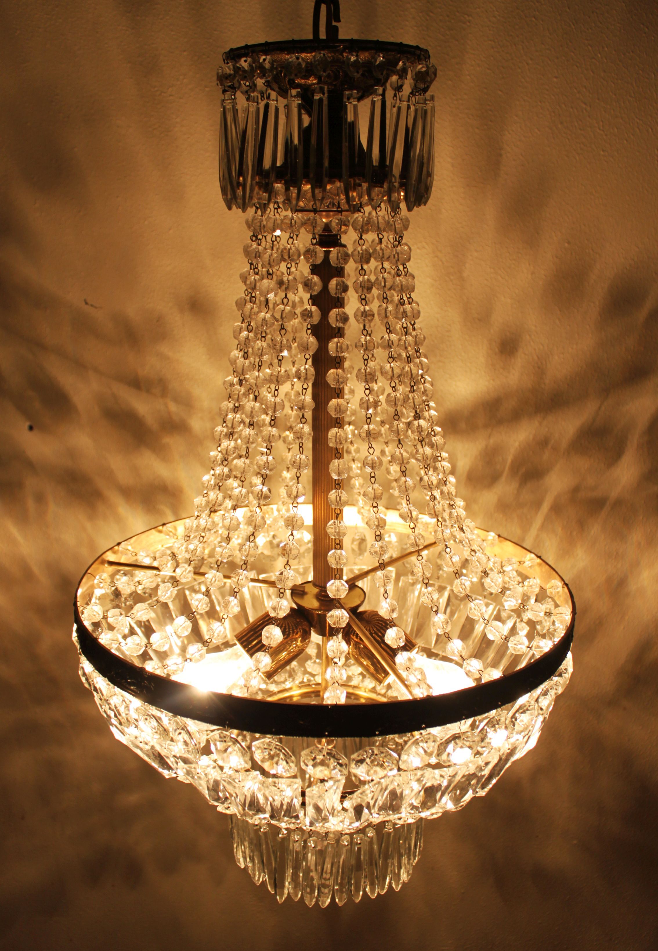 Chandelier basket empire style