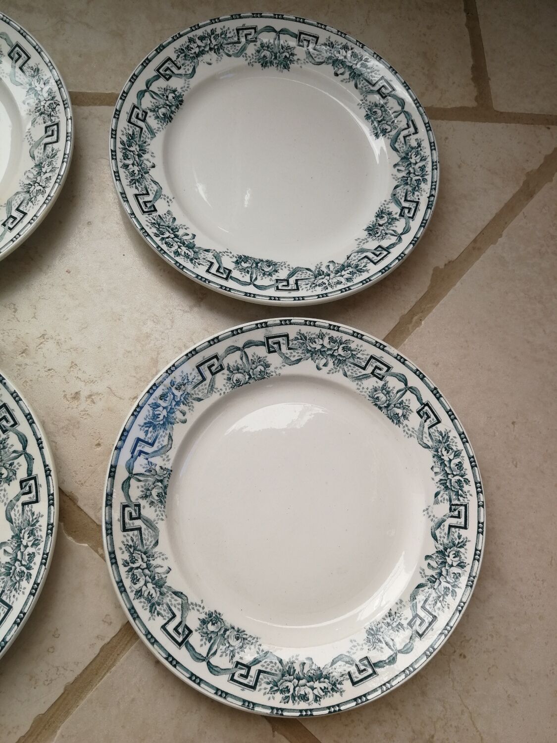 Set of dessert plates Moulins des Loups and Hamage