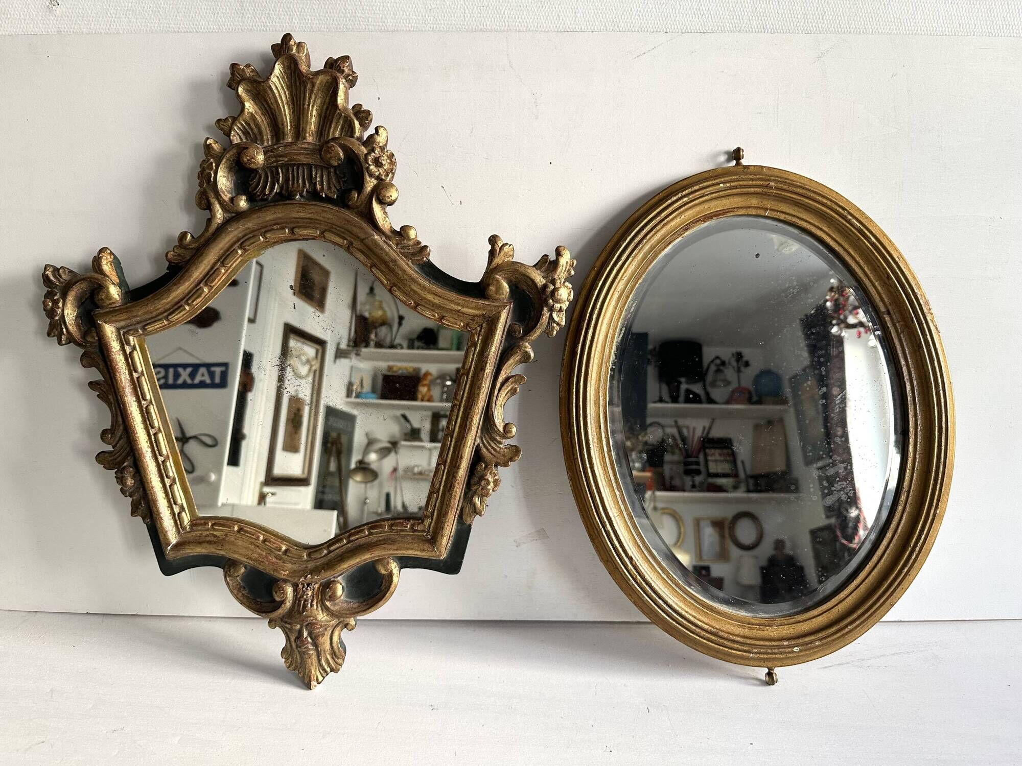 Antique baroque mirror in carved and gilded wood, 19th century