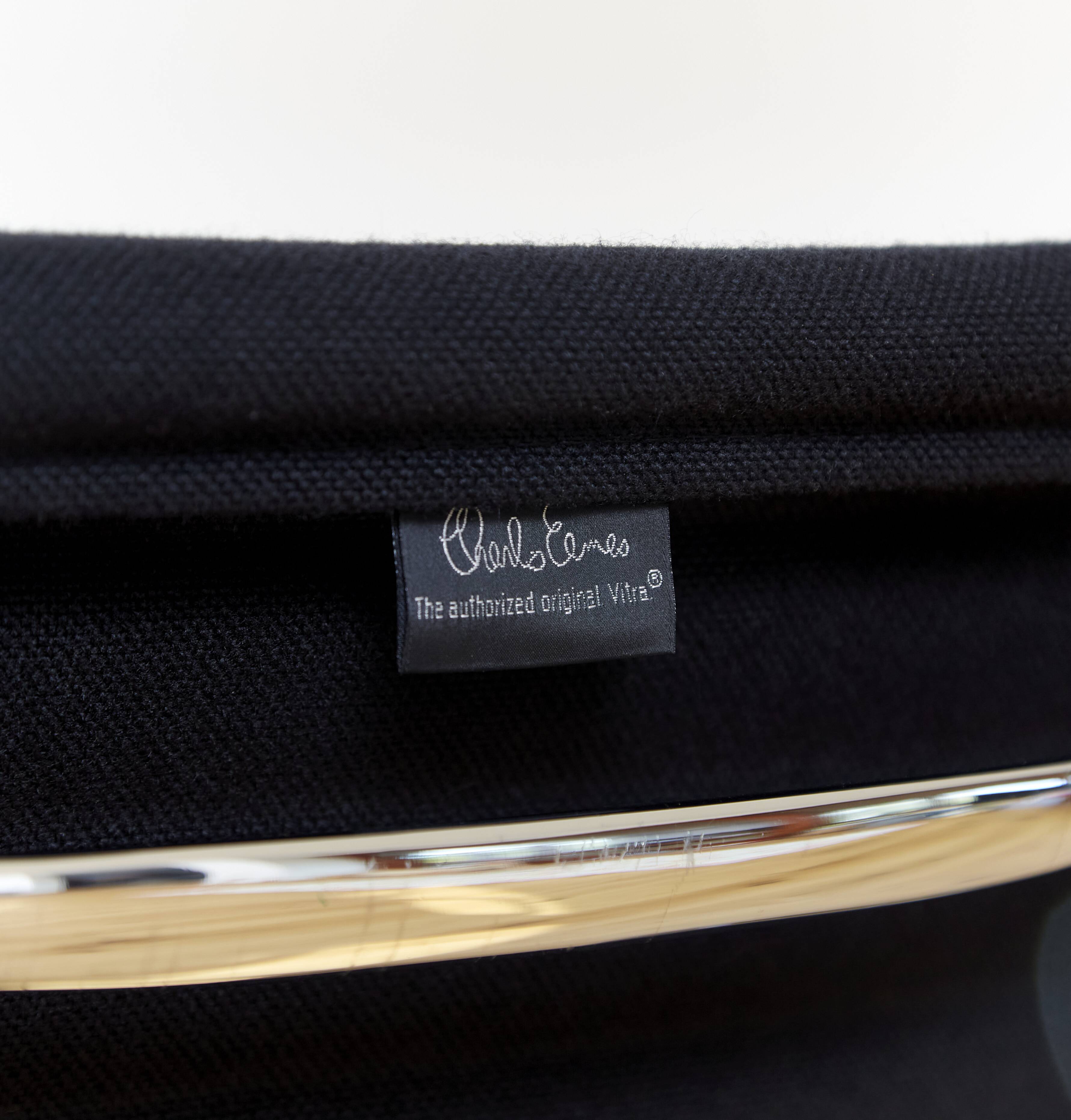 Charles & Ray Eames Aluminum Group Chair EA 108 for Vitra