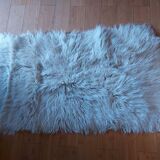 Tapis a poils longs pure laine blanc , vintage