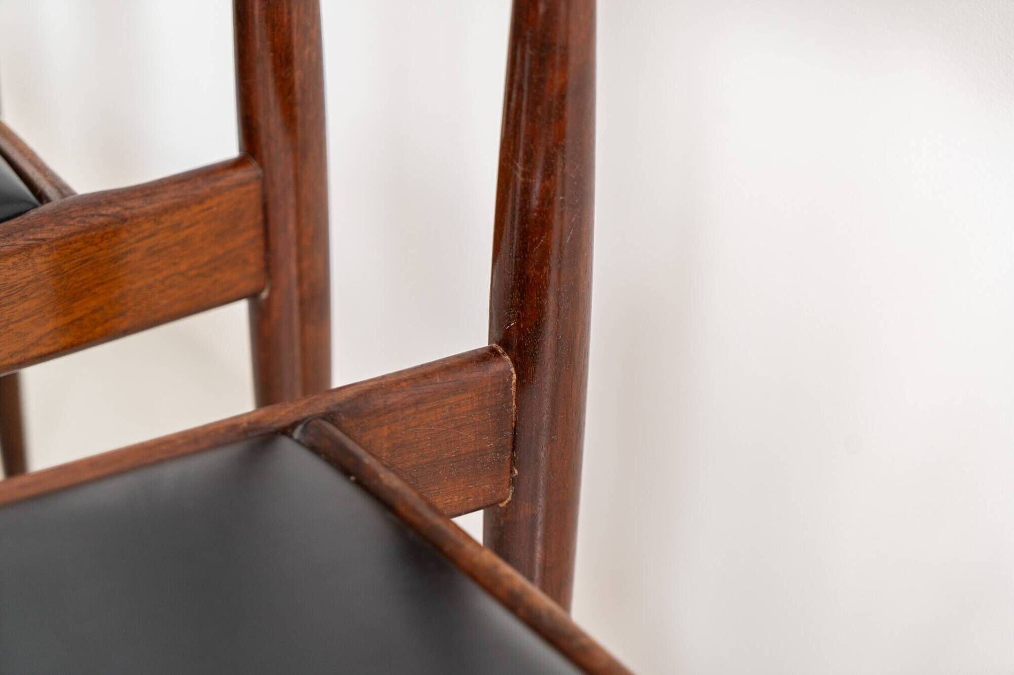 Set of 6 "Model 500" dining chairs by Alfred Hendrickx