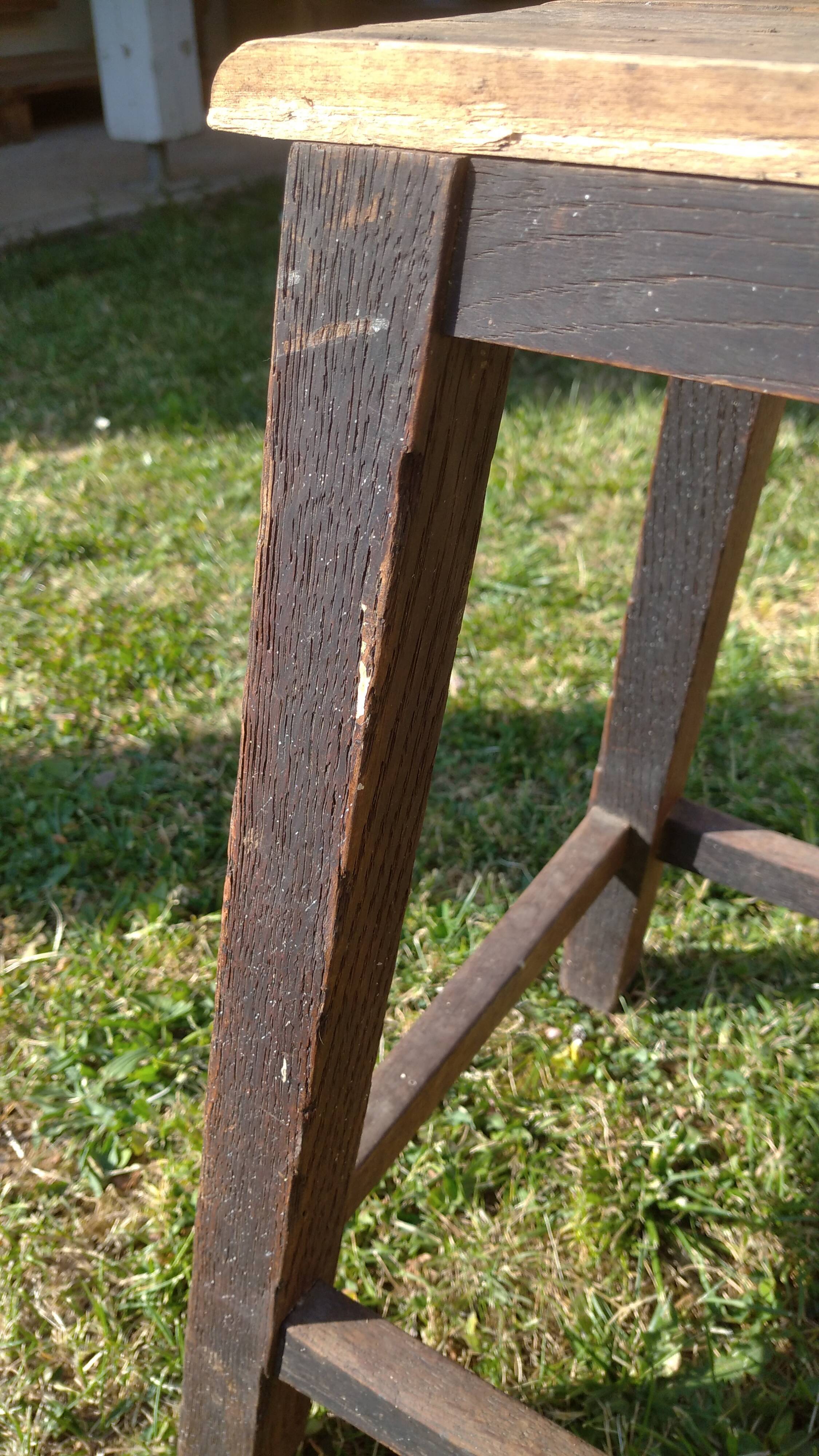 Tabouret vintage en bois