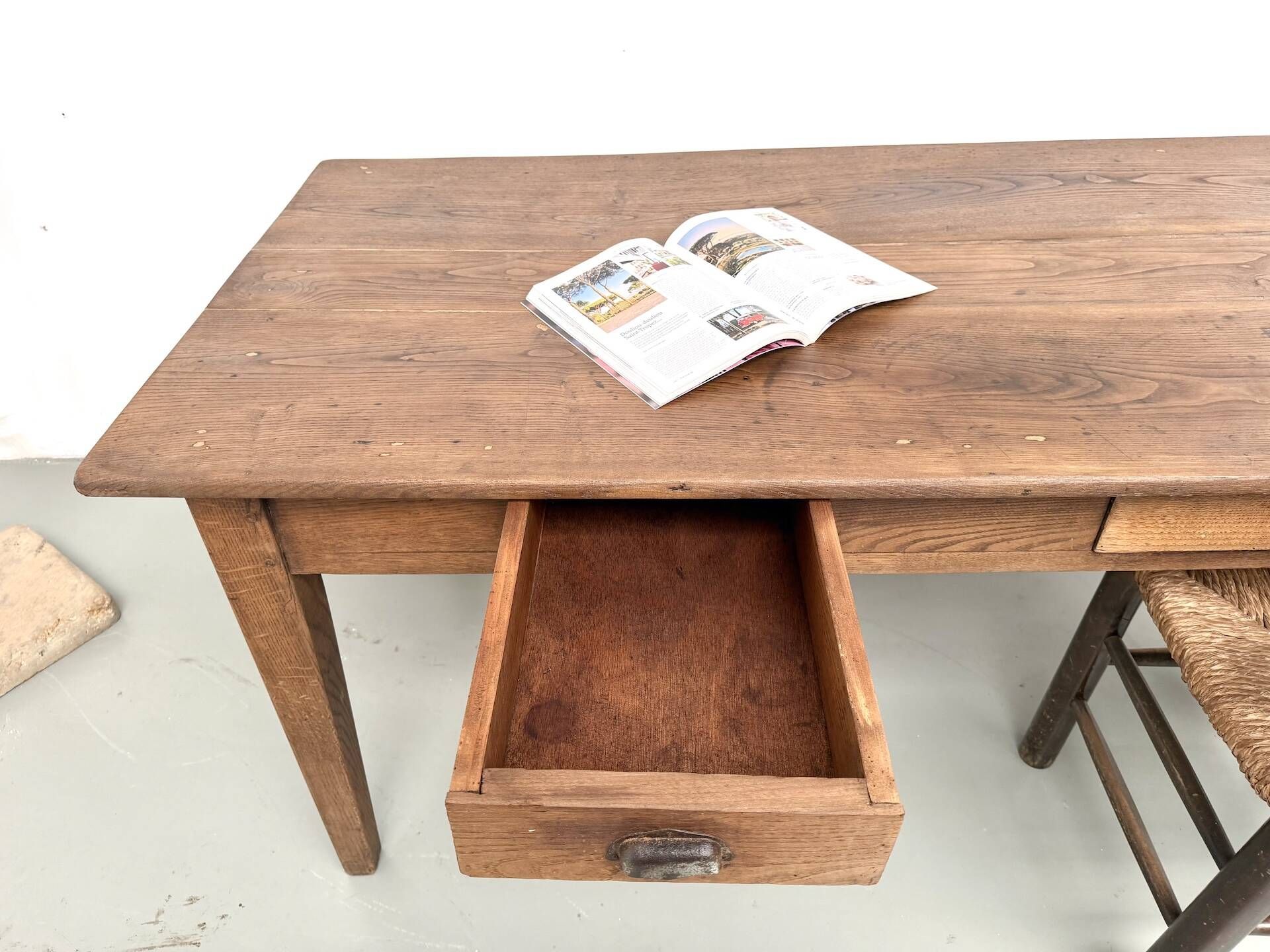 Solid oak farmhouse table, 1930s.