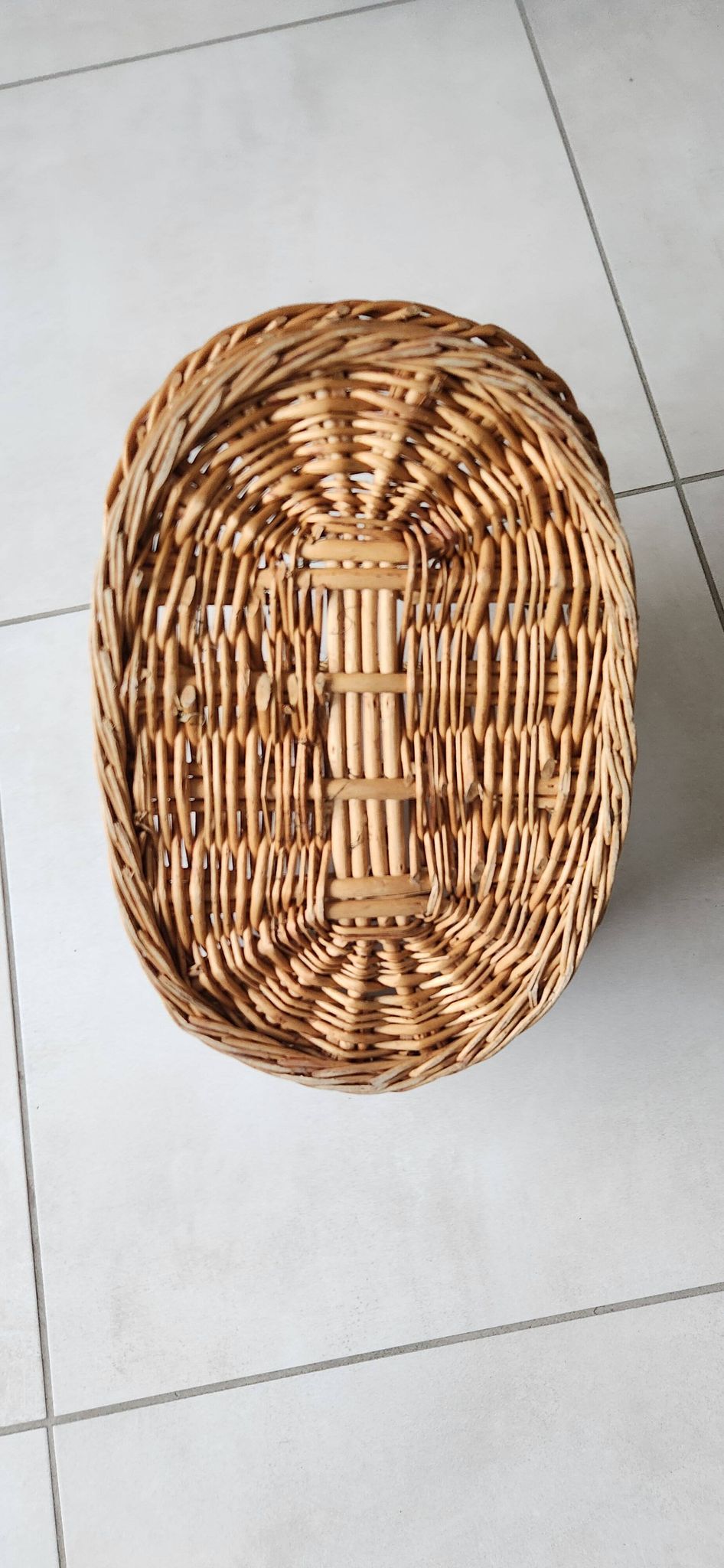 Panier ancien en osier et rotin