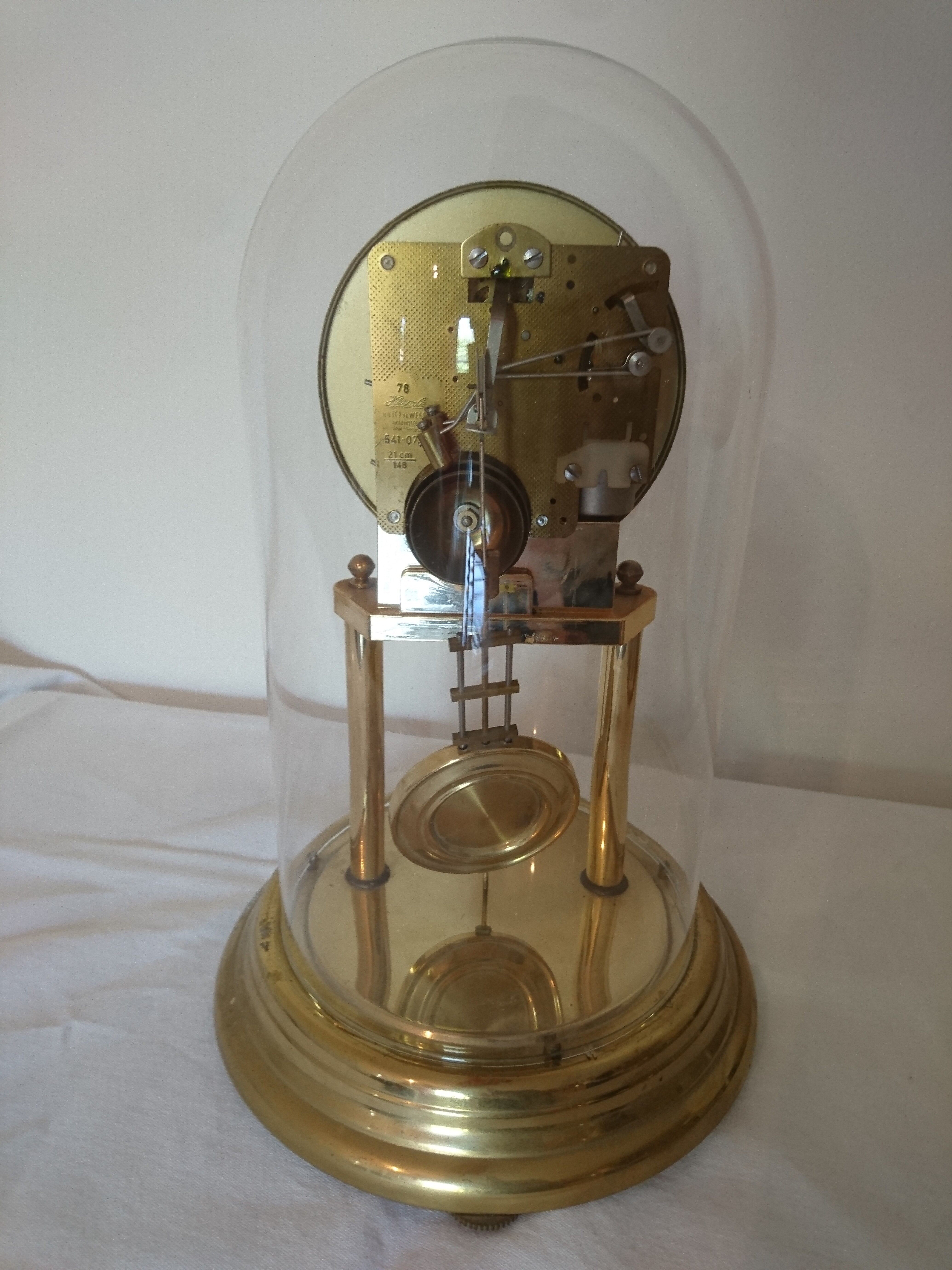 Silvoz mechanical clock