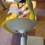 Fauteuil de bureau design by konstantin grcic comme neuf.