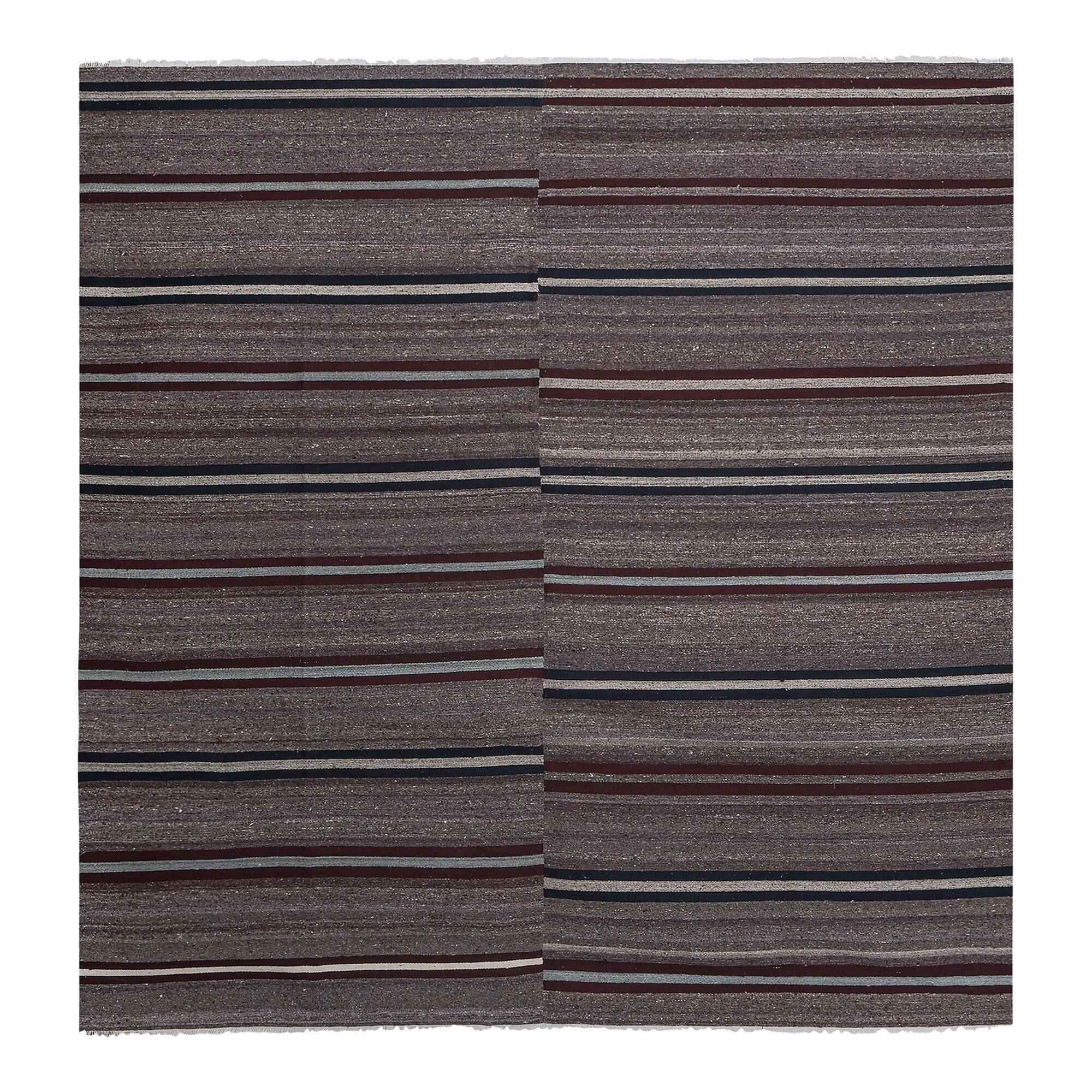 Vintage Turkish kilim, handwoven, 292x300 cm.
