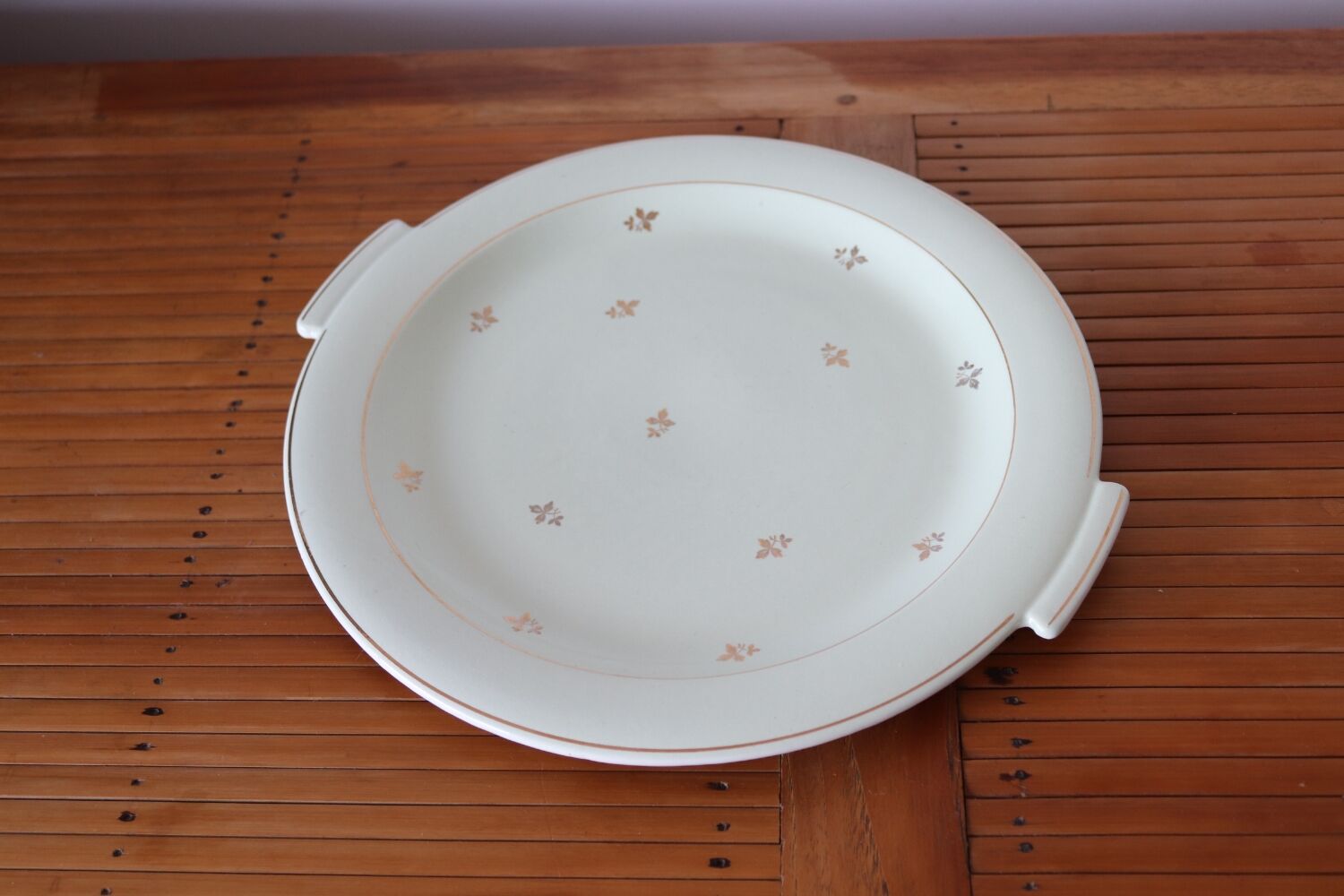 Mint green saline serving dish