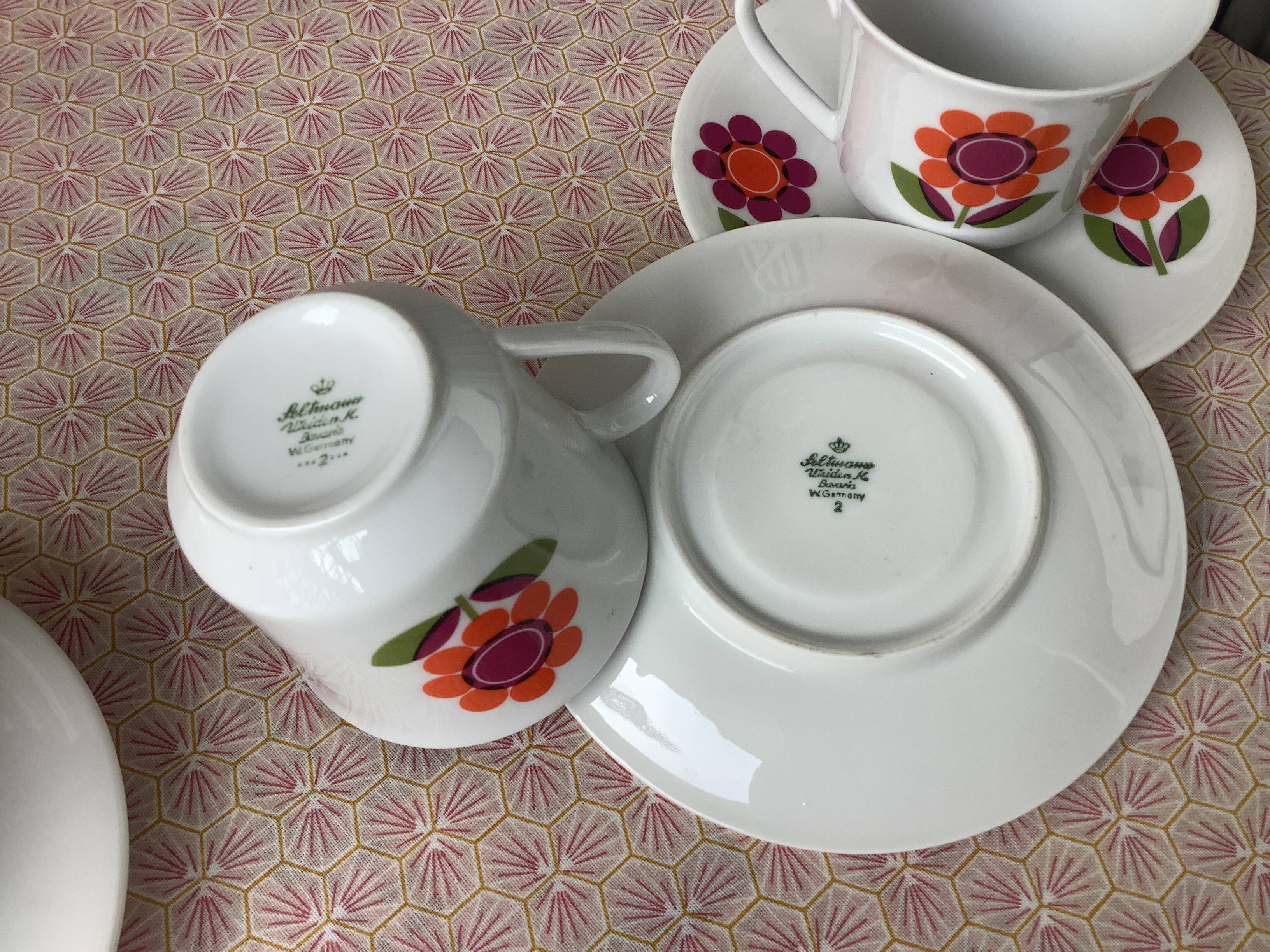 3 Seltmann Weiden K. Bavaria cups - seventies floral decor