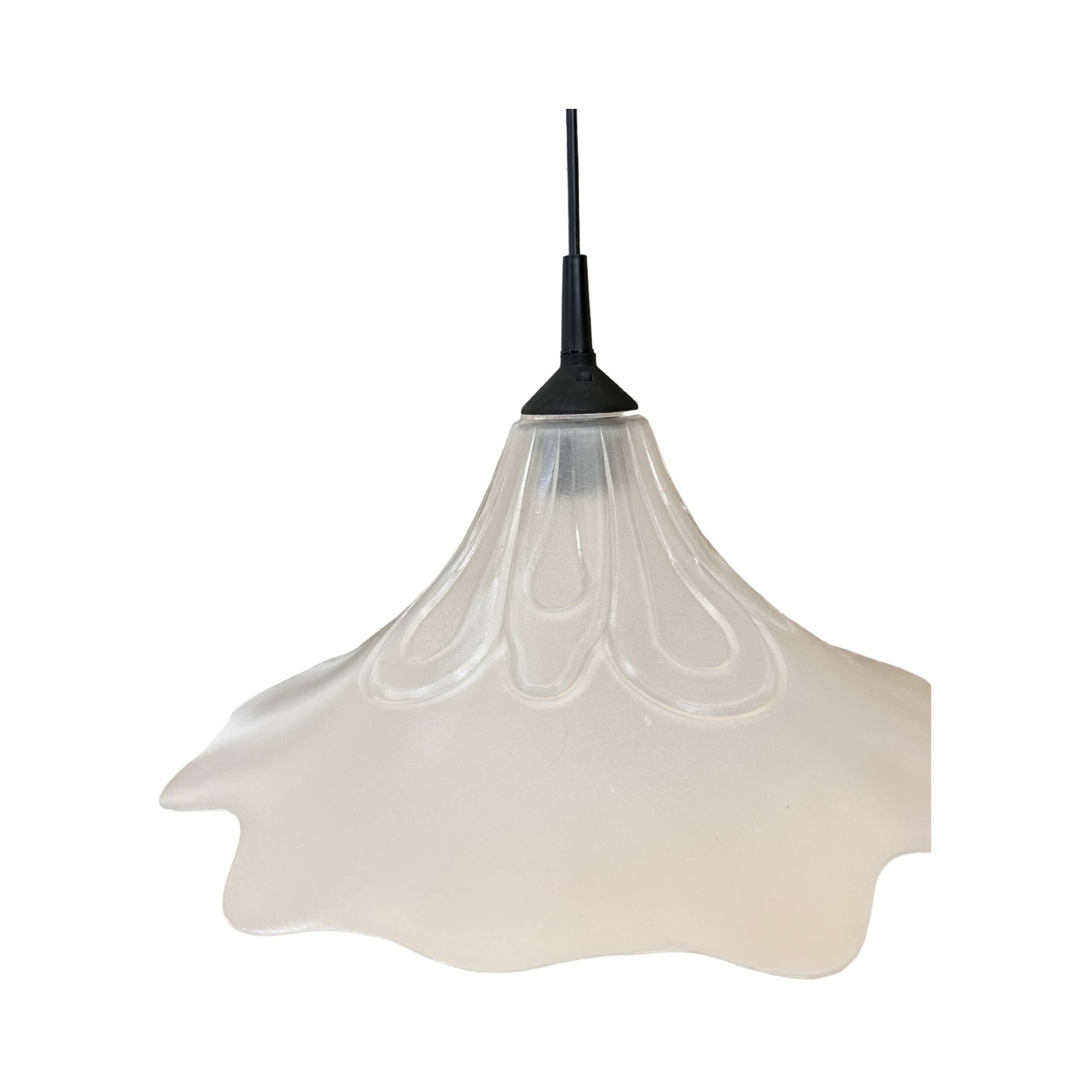 Flower shape hanging lamp, Narva Leuchen, Germany, 1970s.