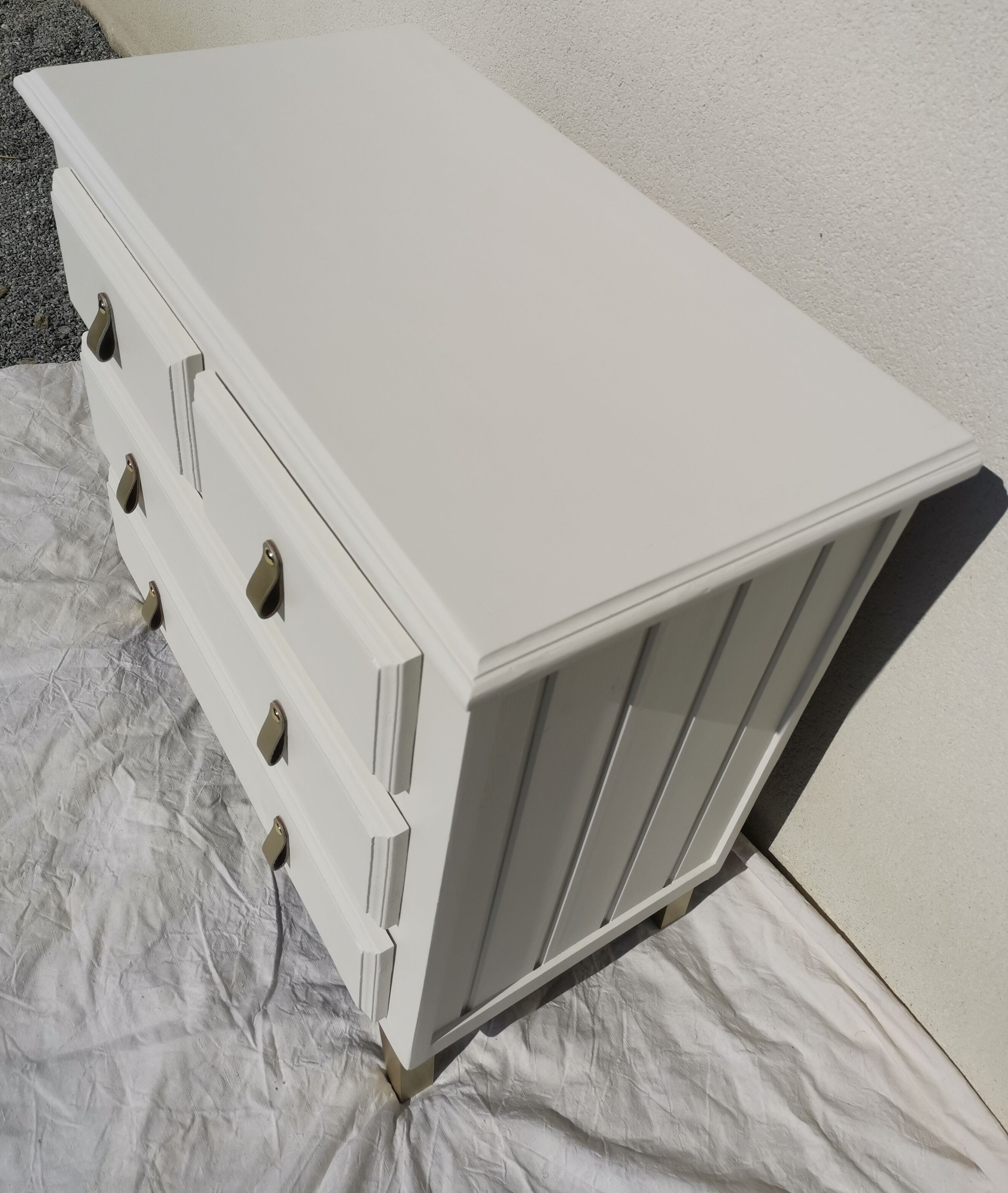 Chest of drawers