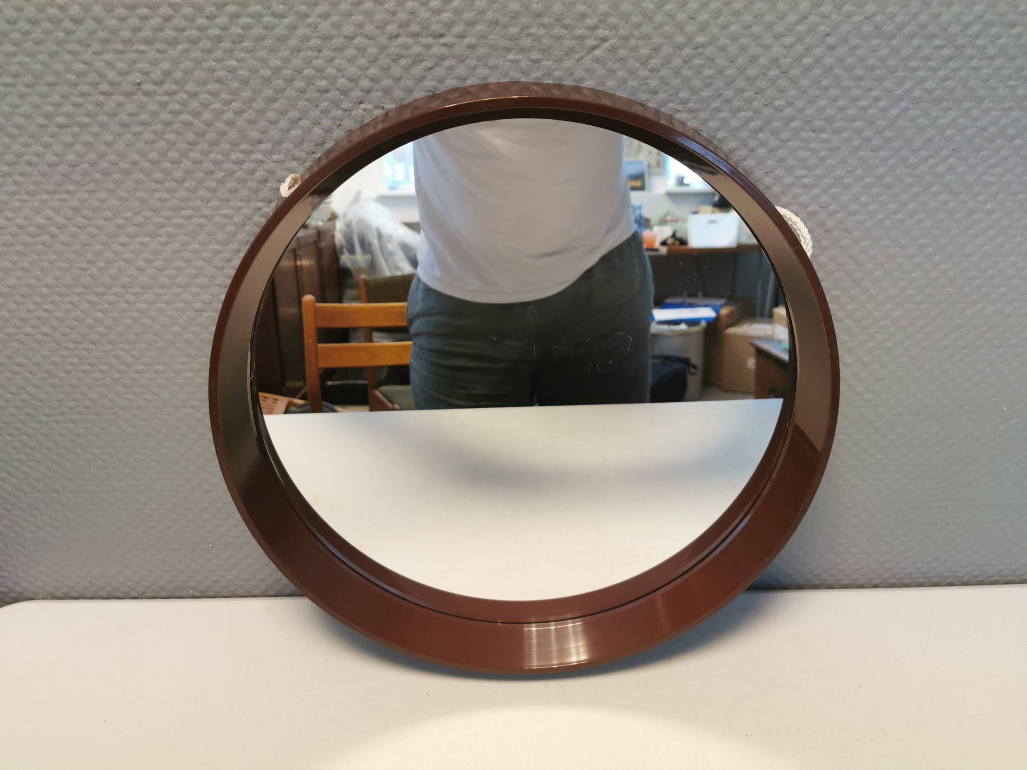 Miroir rétro des années 1970, de Danish Design, fabriqué au Danemark.