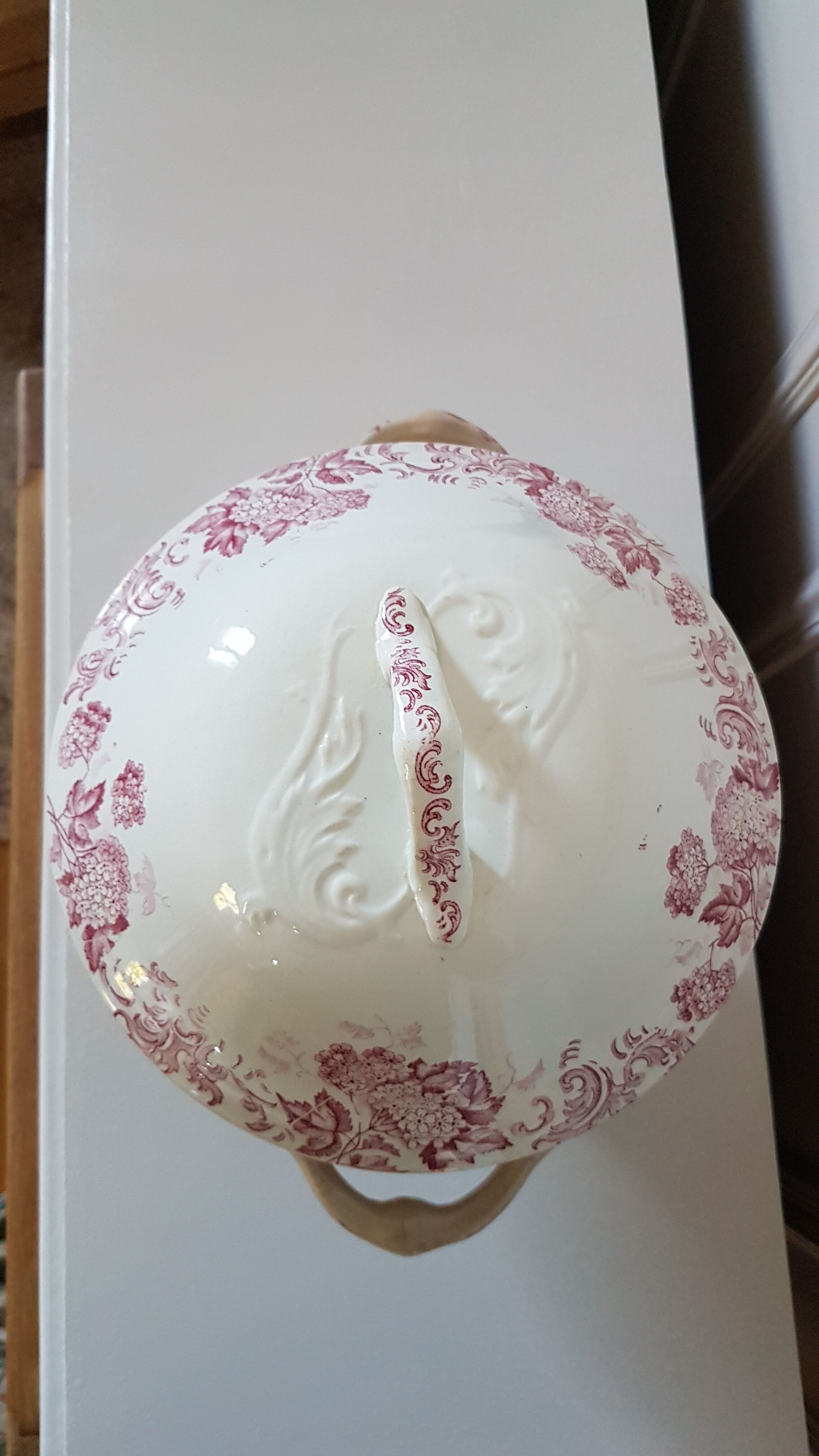 Tureen Saint Amand