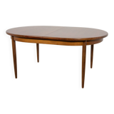 Mid-century modern oval dining table in teak from G-Plan, United Kingdom, 1960s