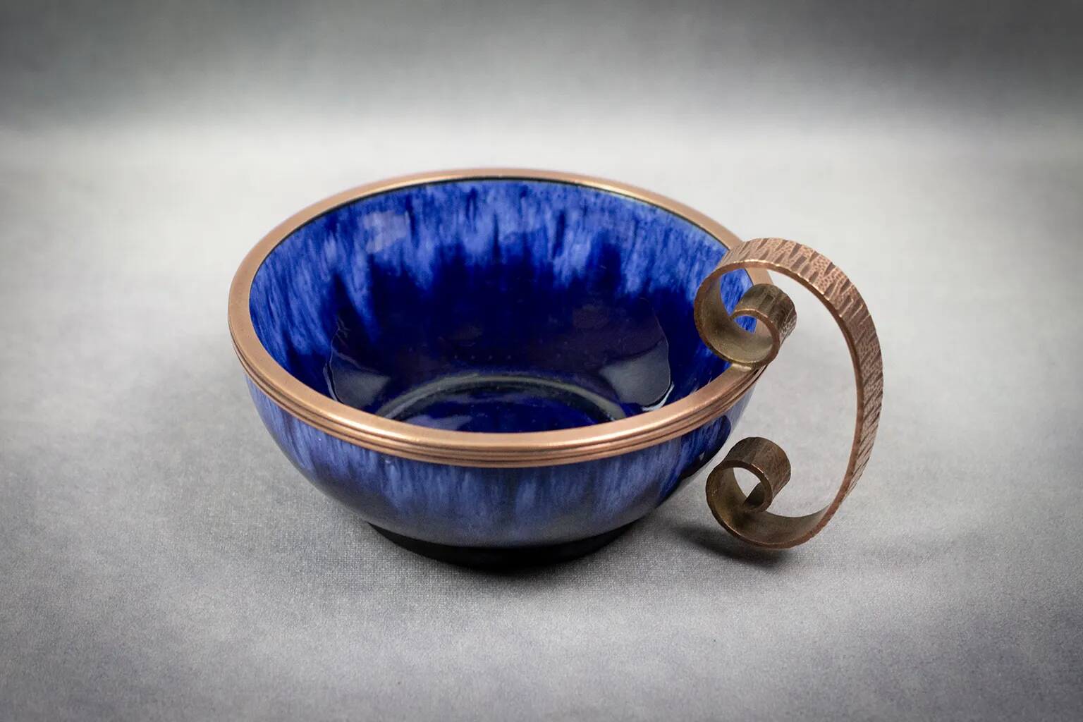 Art Nouveau cup "Marquise de Sévigné" by André Villien, circa 1910
