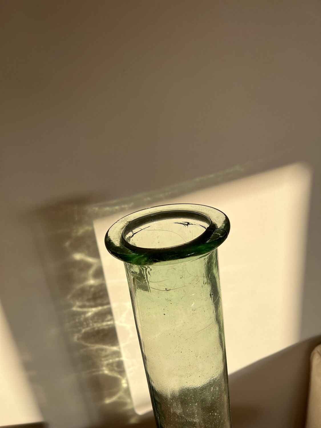 Grupexma Spanish coarse glass vase