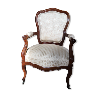 Style armchair