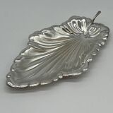 Joli plat en forme de feuille en métal argenté - Dimensions 30 x 18 cm