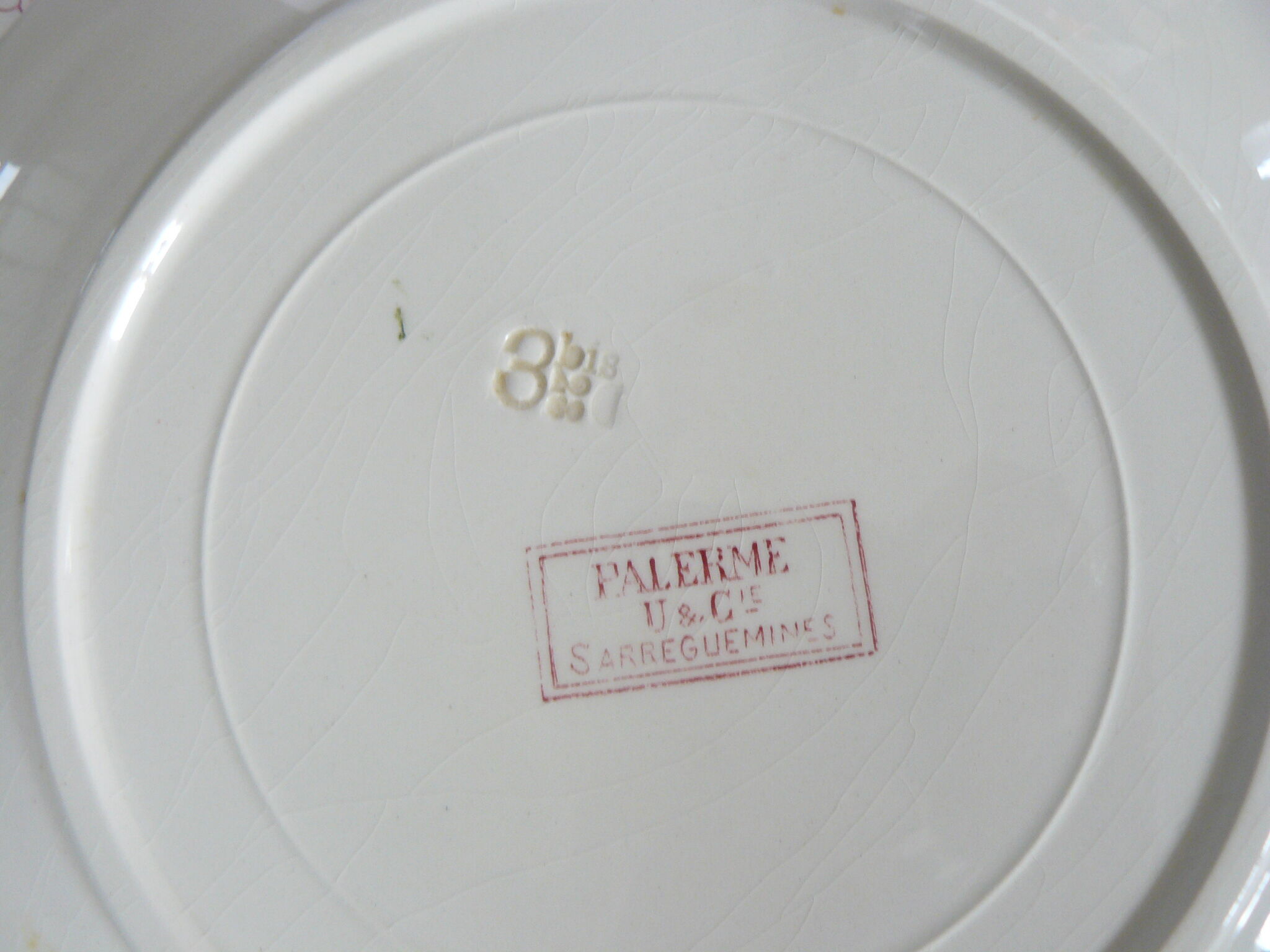 Lot of 4 flat plates Terre de Fer