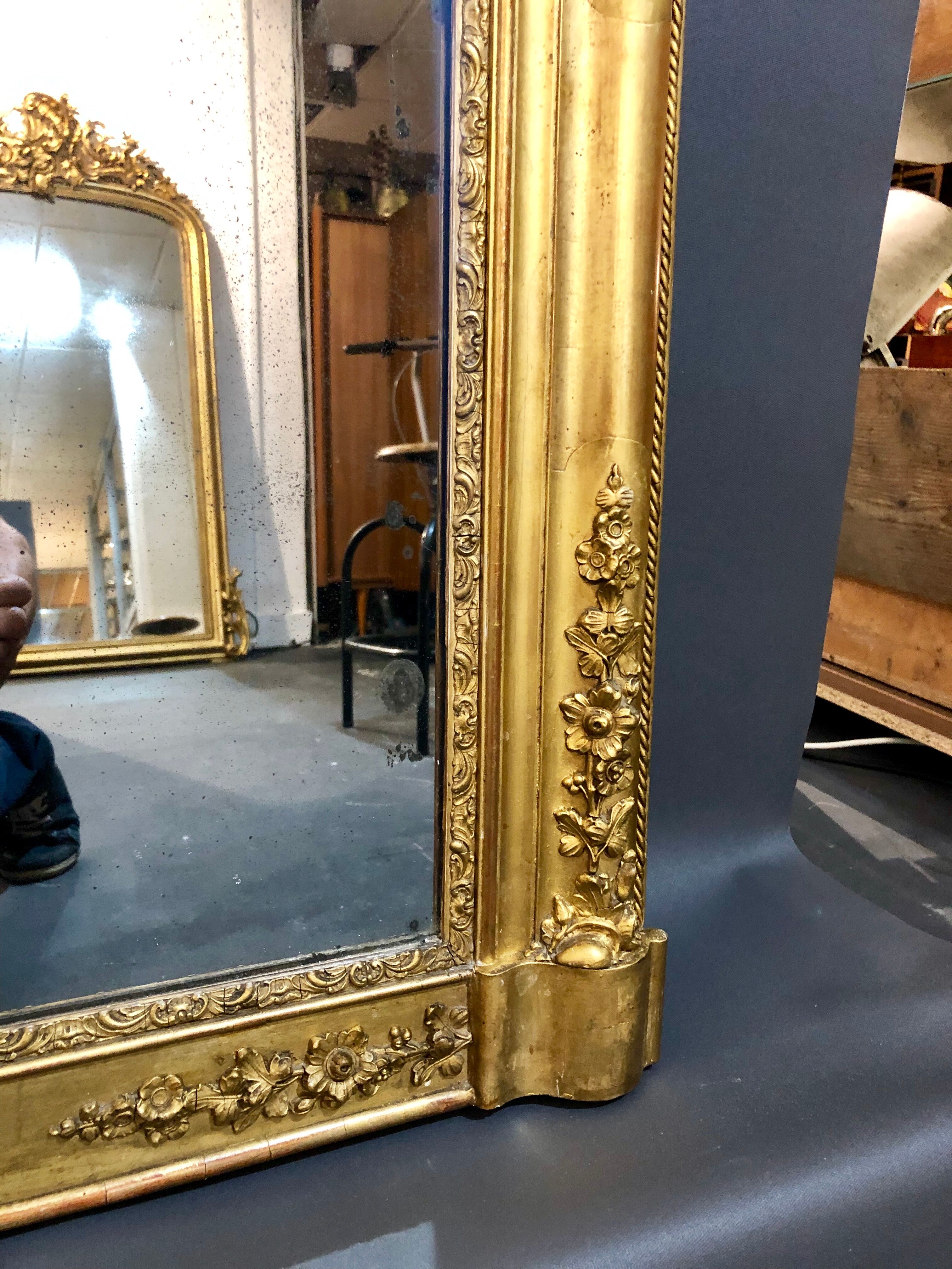 Mirror 125x97 cm beginning XIX gold leaf gilding