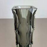 Vase Sommerso en verre à facettes Extra Large Mandruzzato Fabriqué à Murano, Italie années 1970