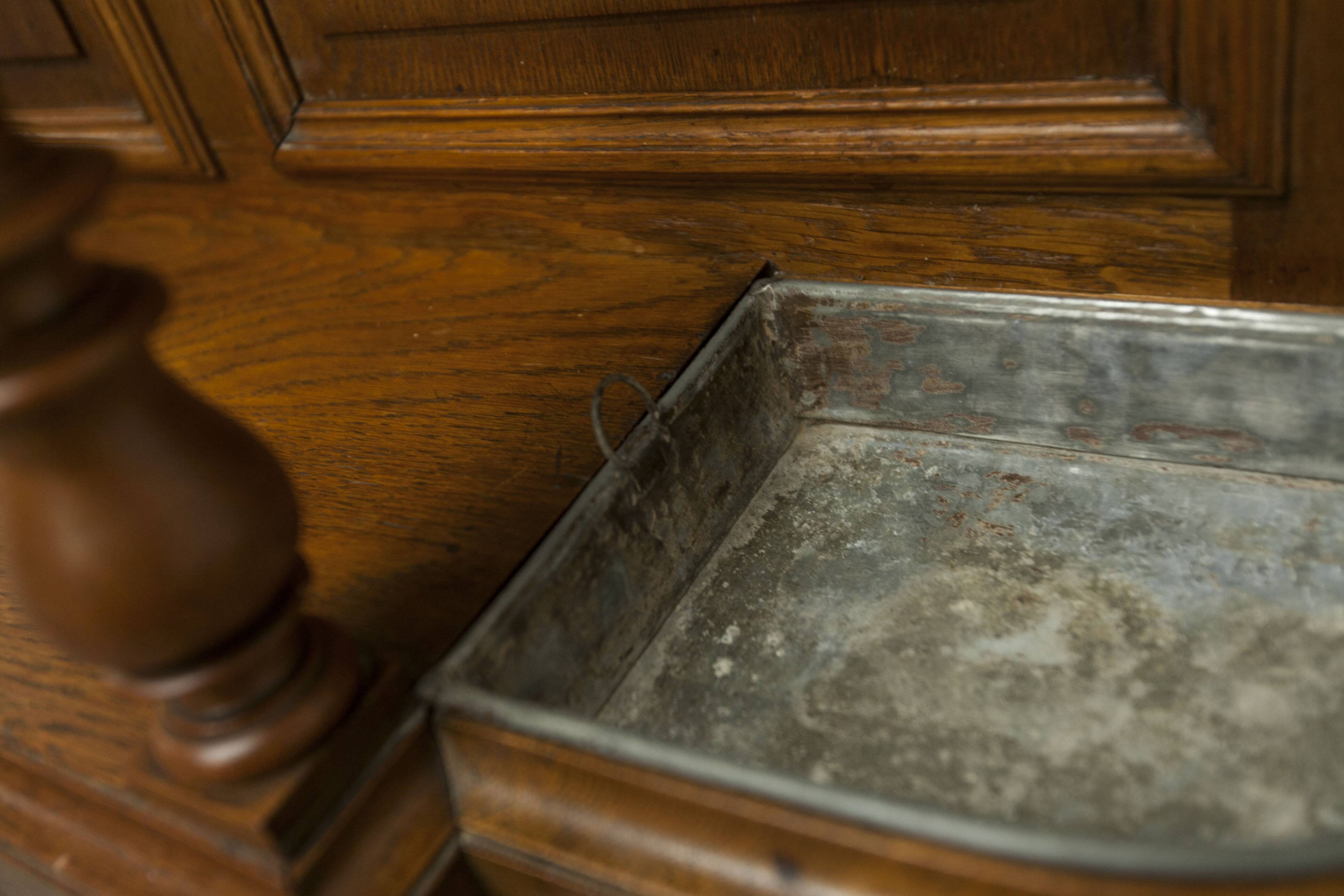 Napoleon III wardrobe in walnut, late 19th century, 3 mirrors, marble.