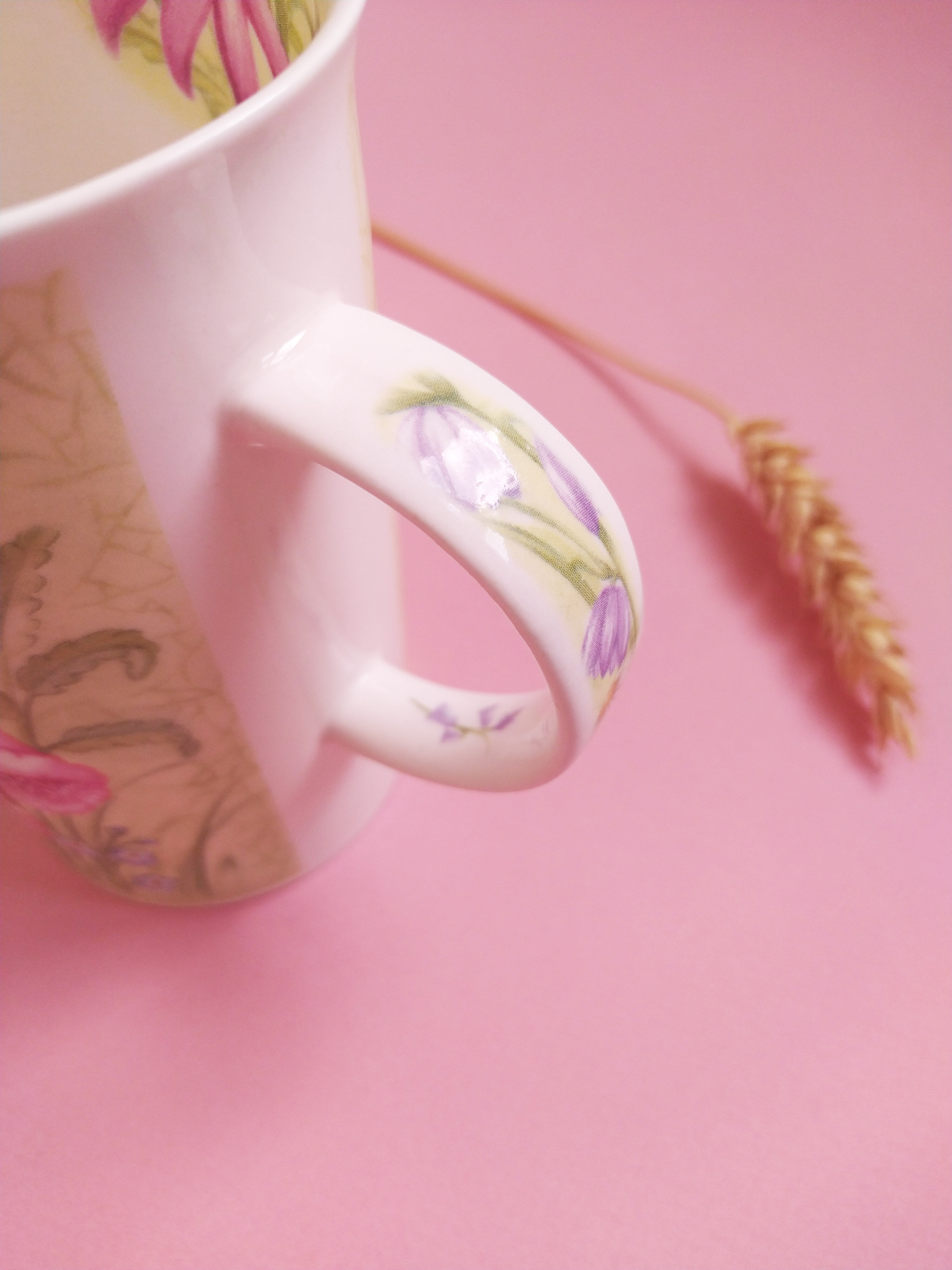 Mug Roy Kirkham foxglove fine bone china collection