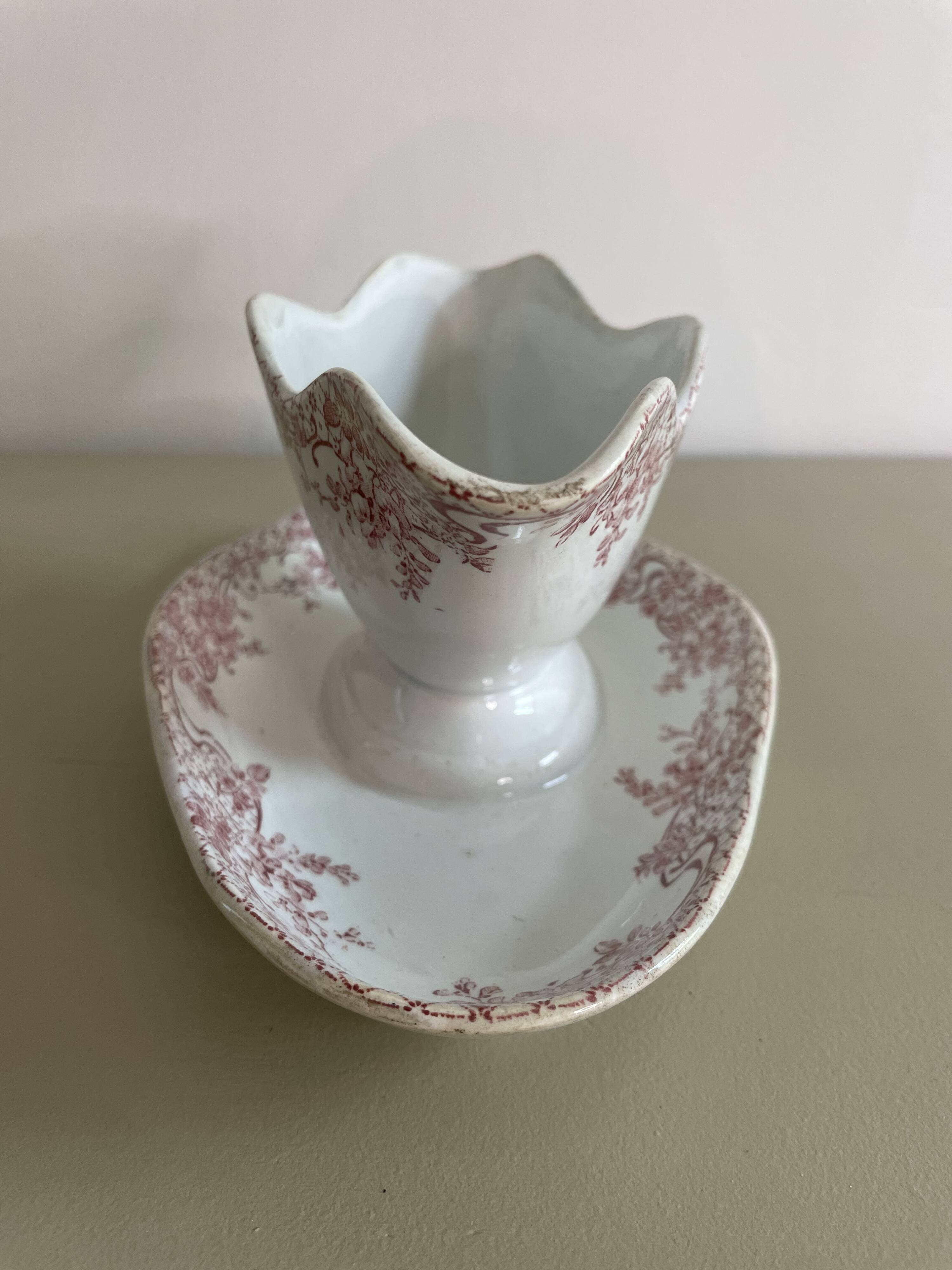 Lebacqz & Bouchart St Amand Nord Glycines pink ironstone sauceboat