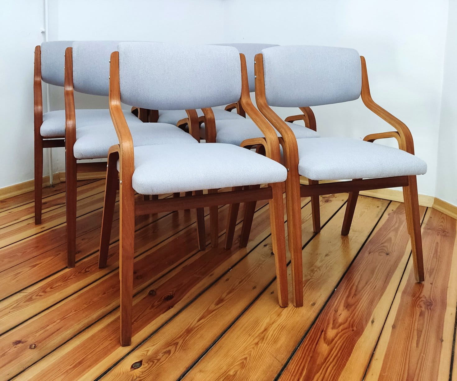 Set of Six Chairs by L. Volák for Dřevopodnik Holešov, Czechoslovakia, 1960s