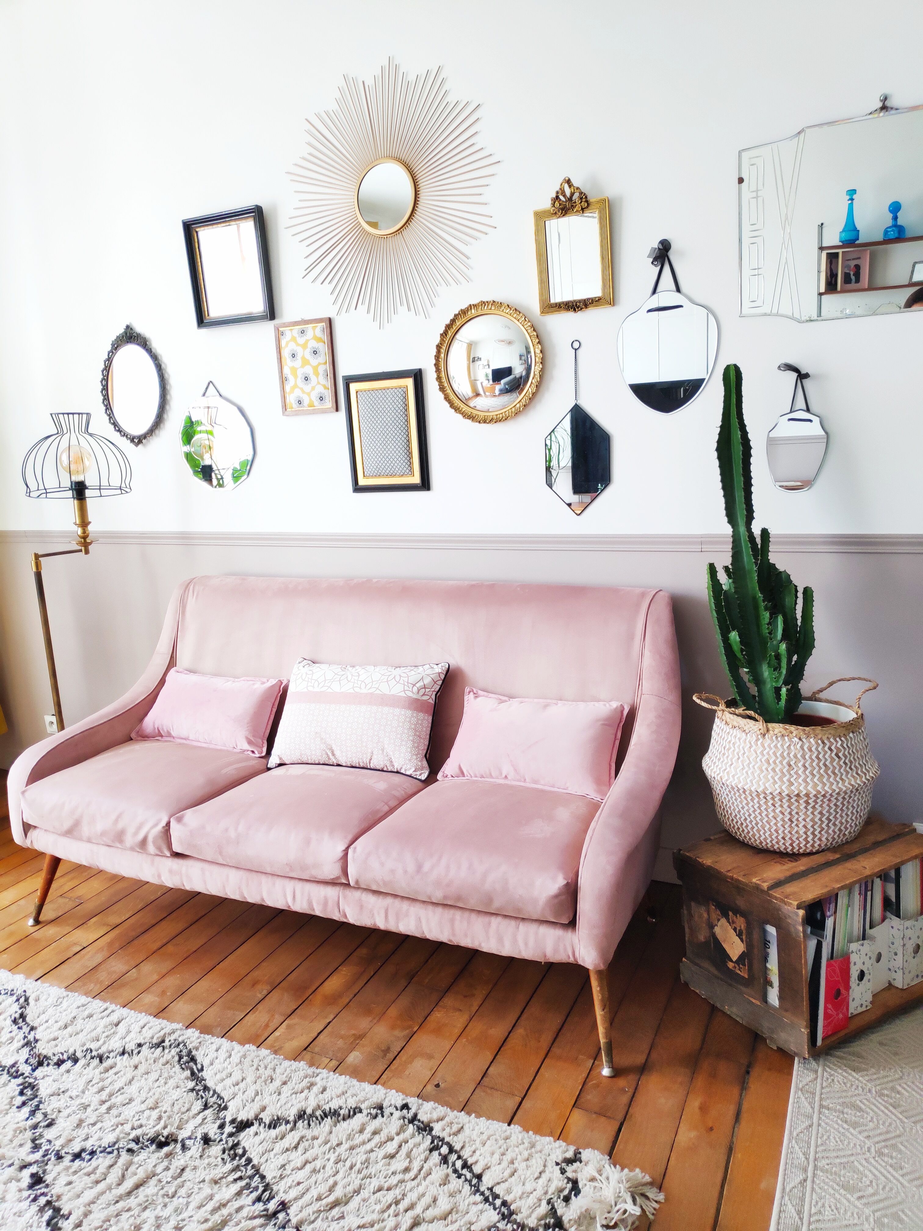 Vintage pink velvet bench sofa, 1960