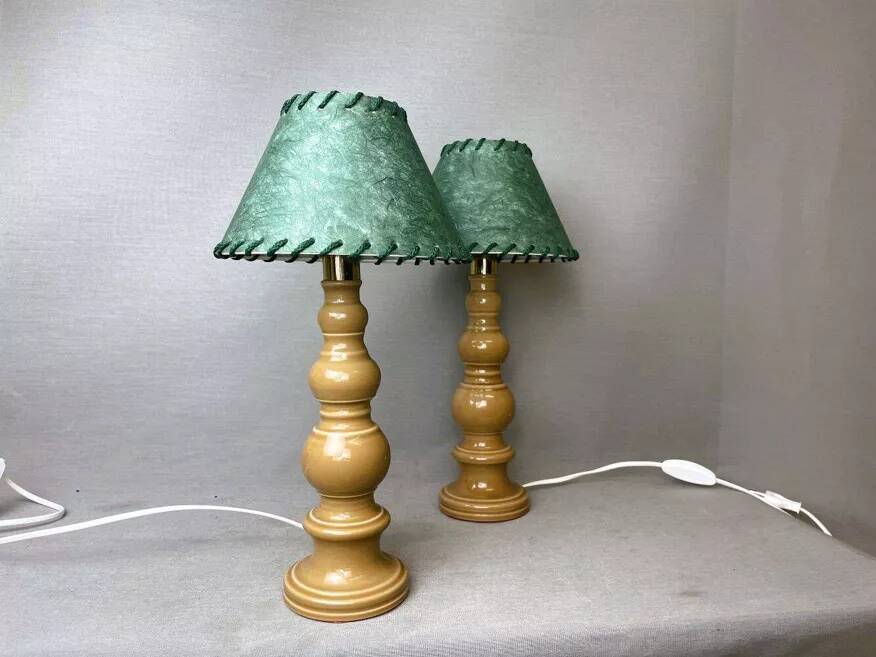 Pair of ceramic lamps reserved