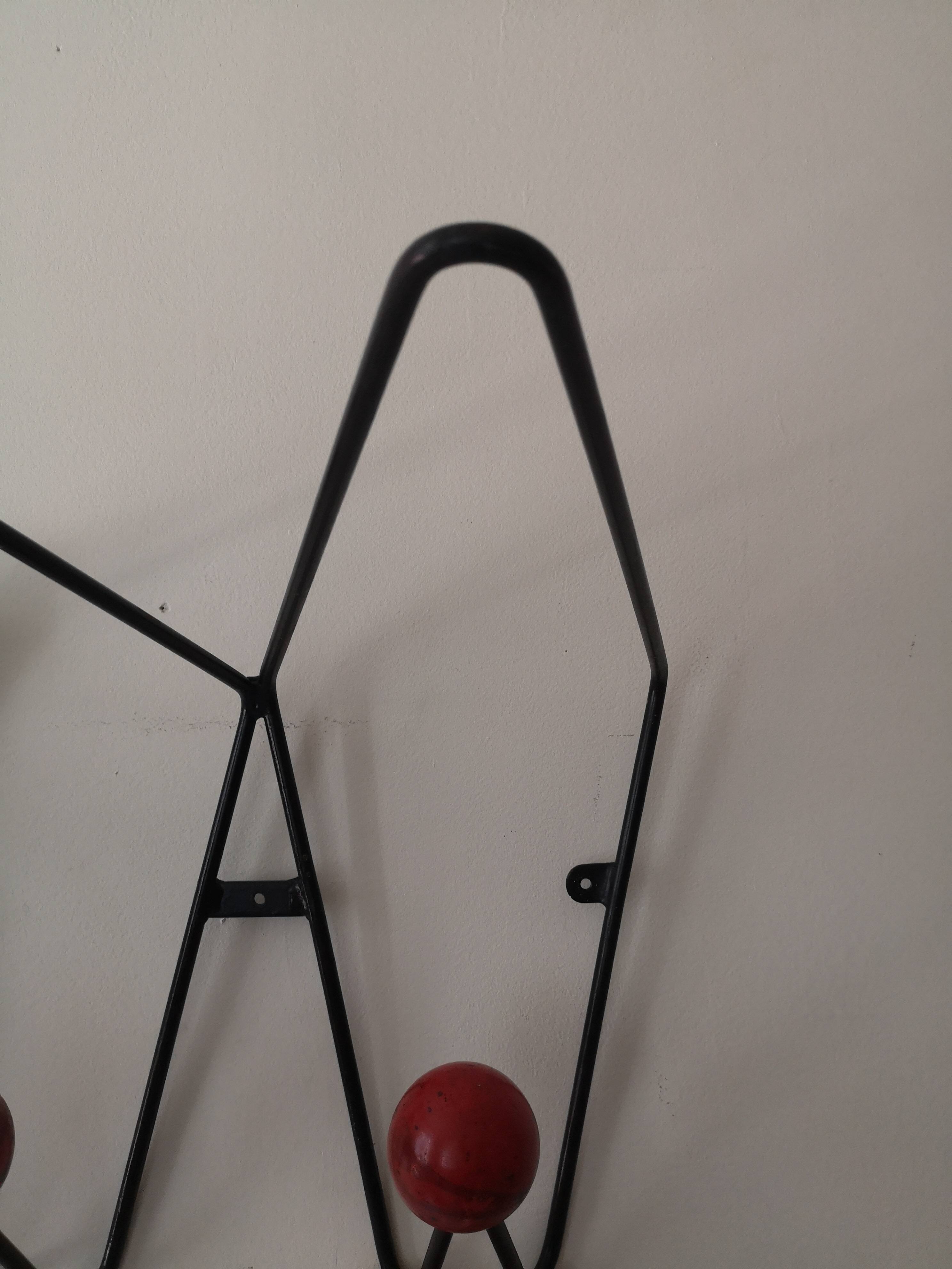 Black metal wall coat rack Roger Feraud, design 1960 - 1970