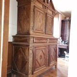 Buffet ancien sculpté