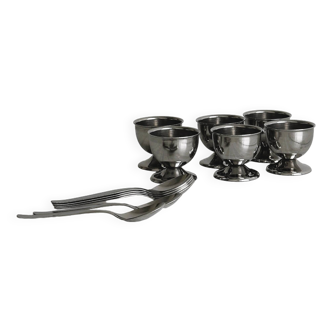 6 silver-plated metal egg cups