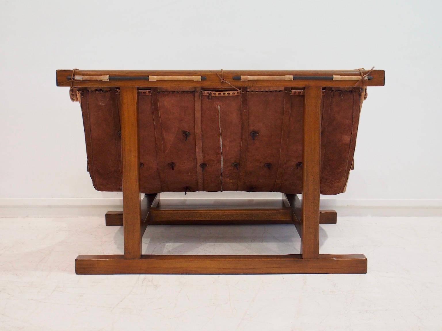 20th-century leather and Brazilian hardwood sofa, Brown