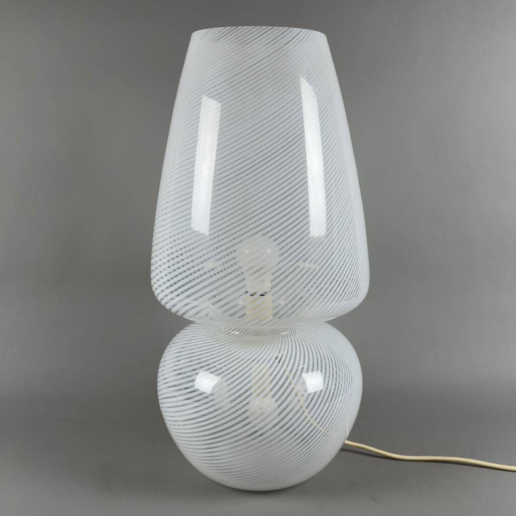 Large mushroom table lamp in Murano glass, Fabbian design, Space Age 1970s.