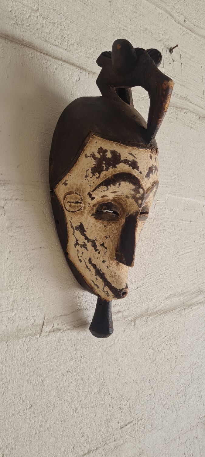 African wooden mask 1950