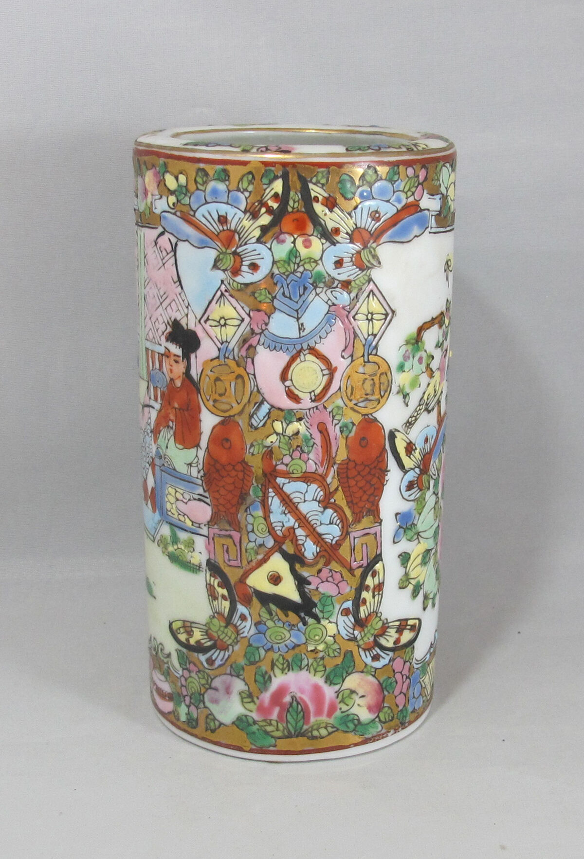 Chinese porcelain pencil pot