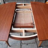 Round table expandable vintage