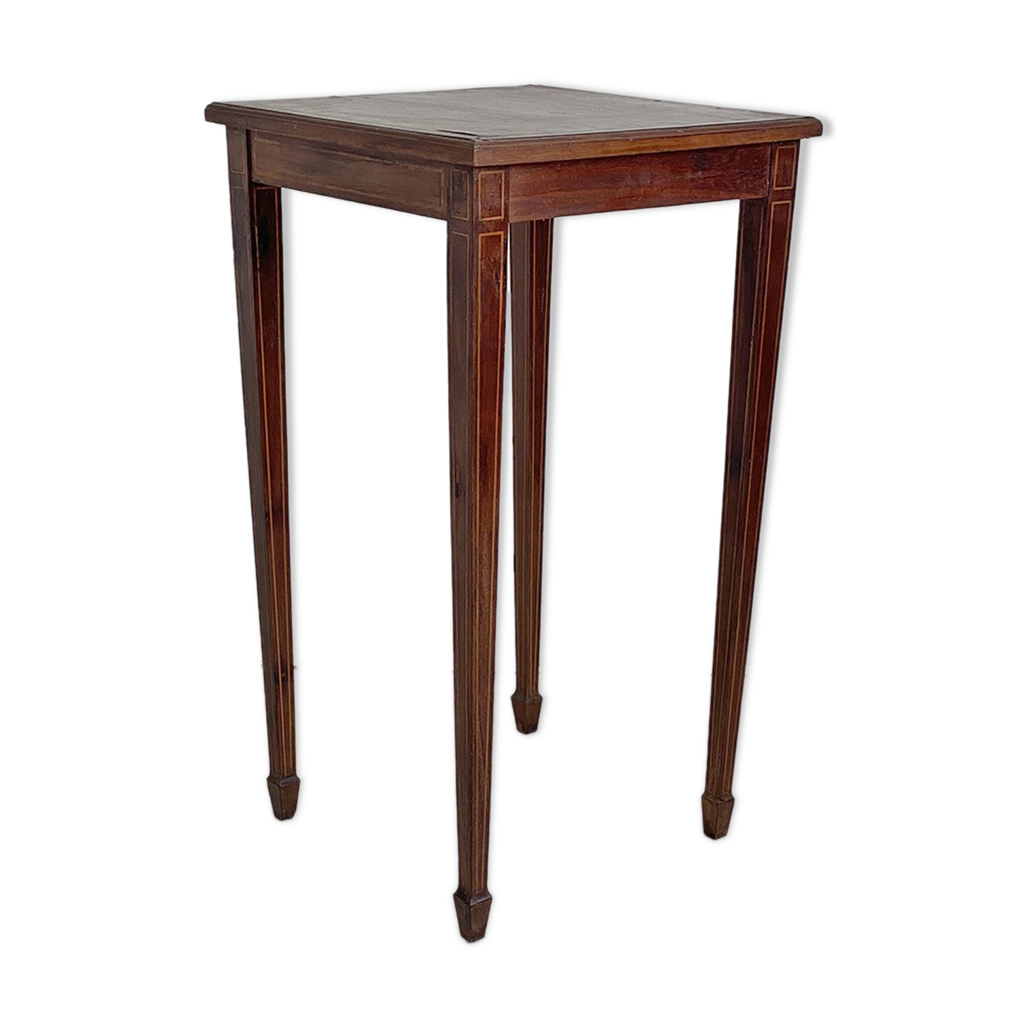 Square mahogany table and mahogany veneer