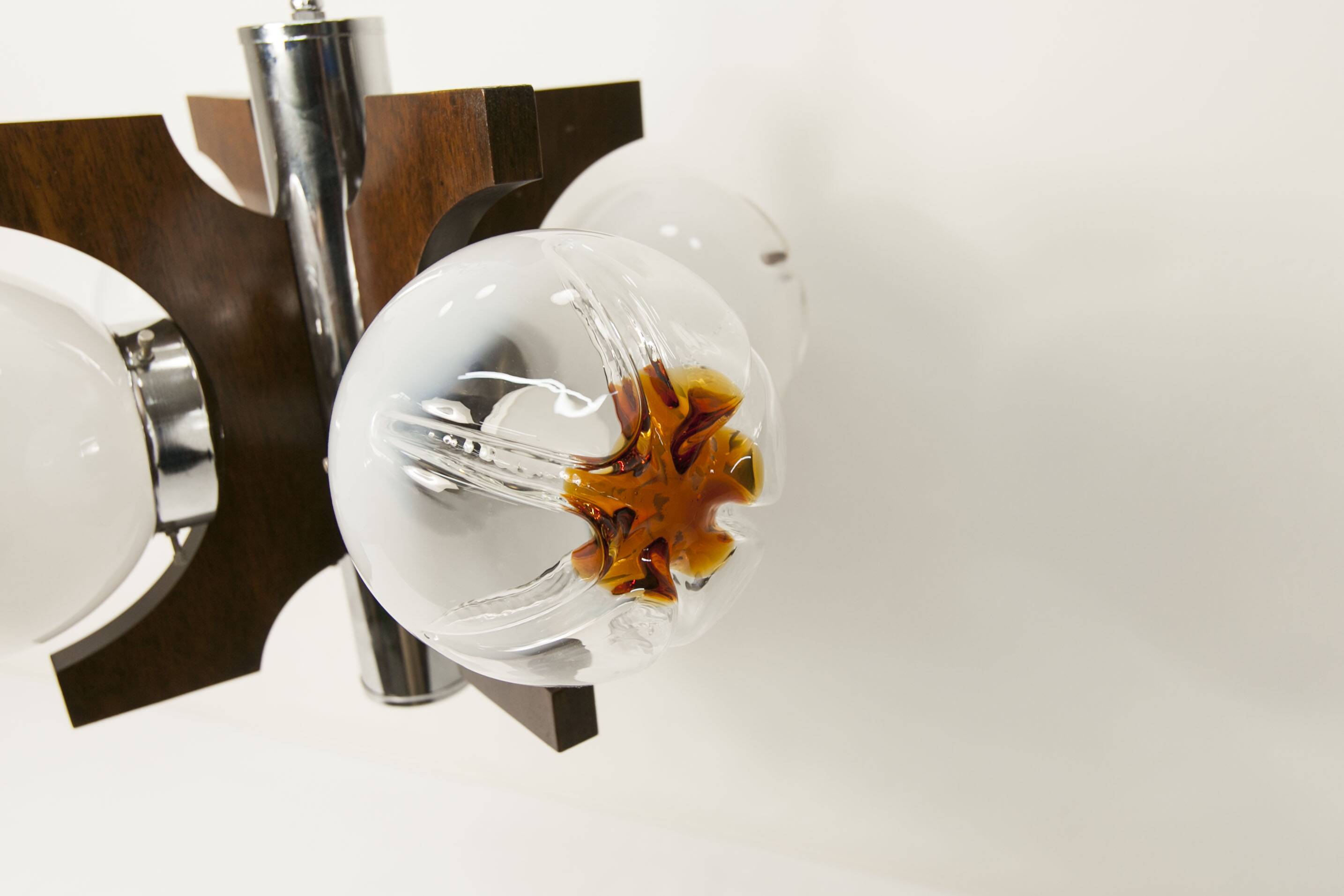 Lustre mazzega Murano 4 boules et teck 1960