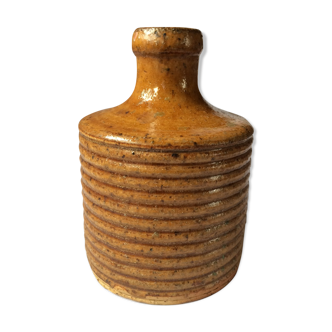 Vase sandstone from Borne F. Guillaume