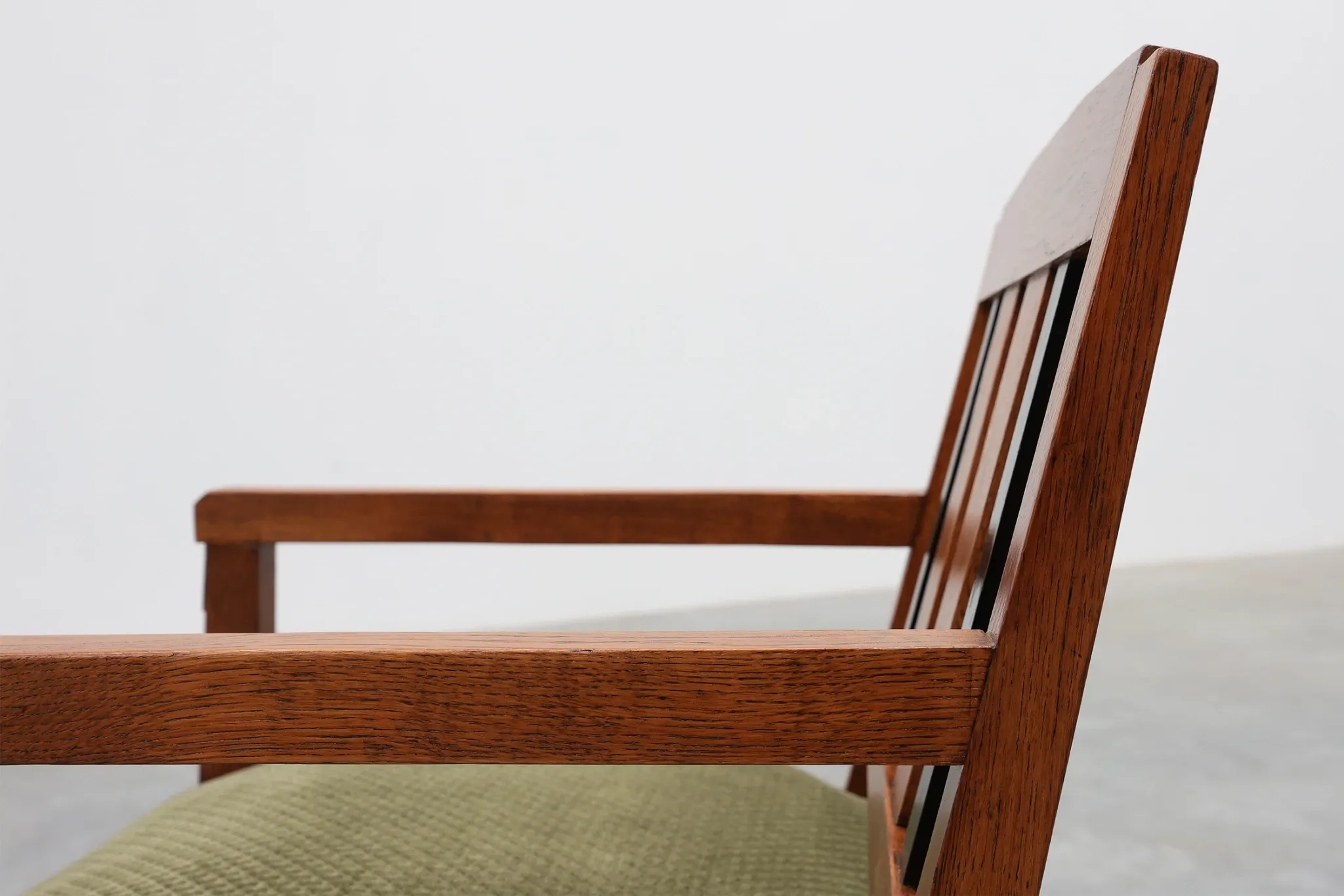 Amsterdamse School Oak Armchair with Green Velvet Seat, Netherlands, 1920s