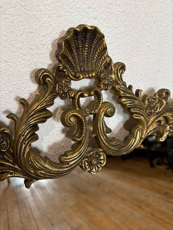 Triptyque Miroir Baroque/Rococo en laiton Doré, vers 1950 -M