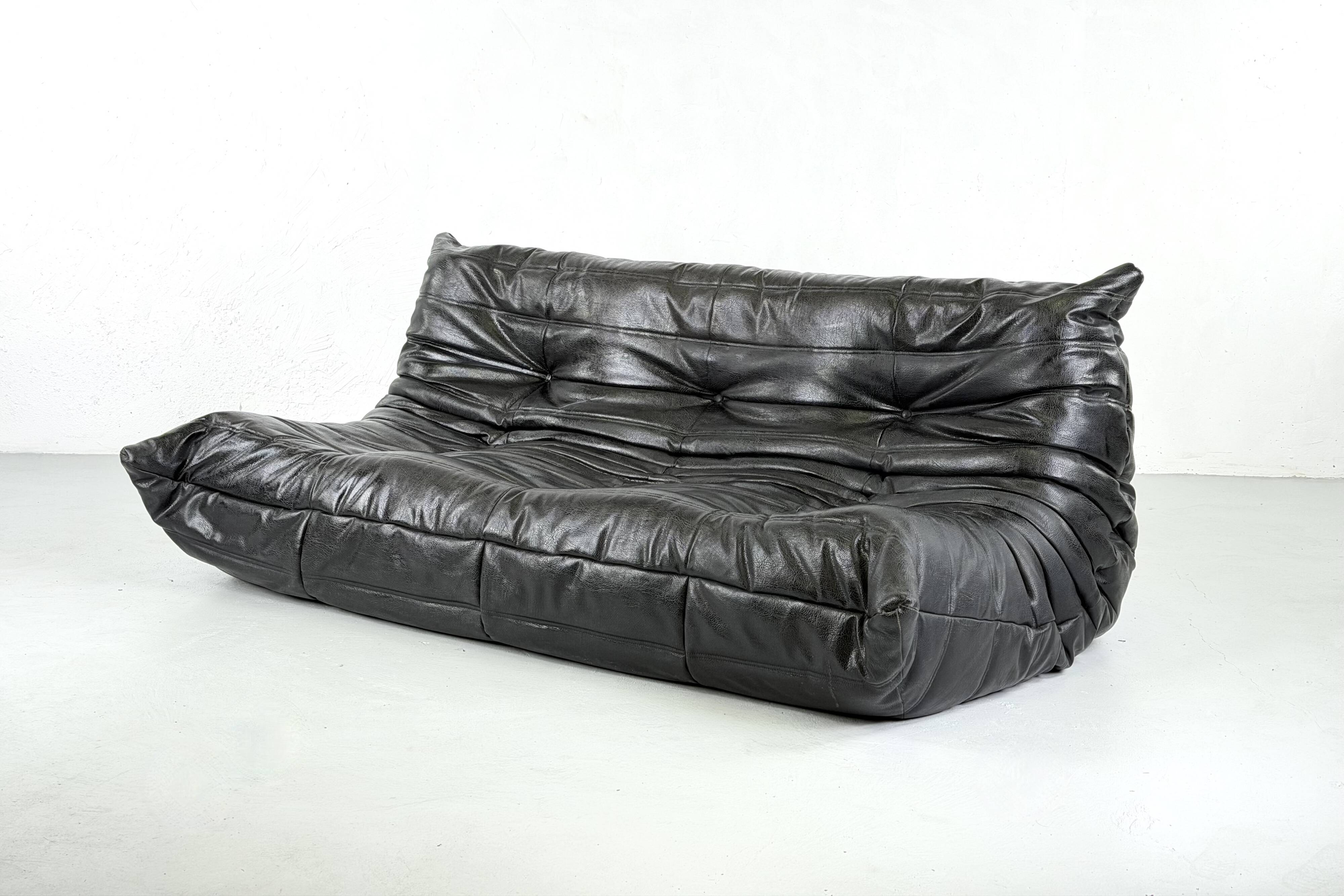 Togo 3-seater armchair by Michel Ducaroy for Ligne Roset - 1990s