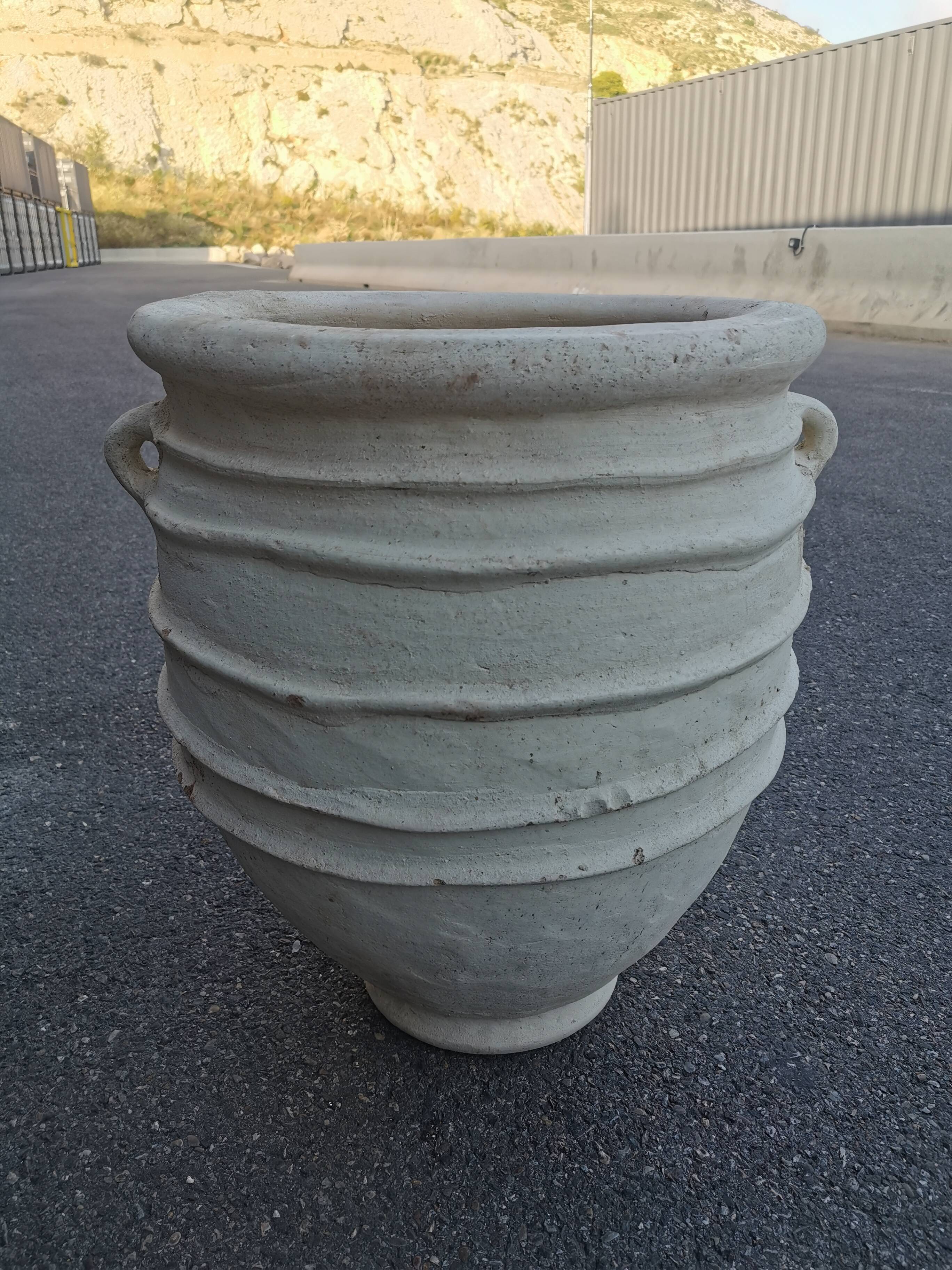 Tamgroute terracotta jar