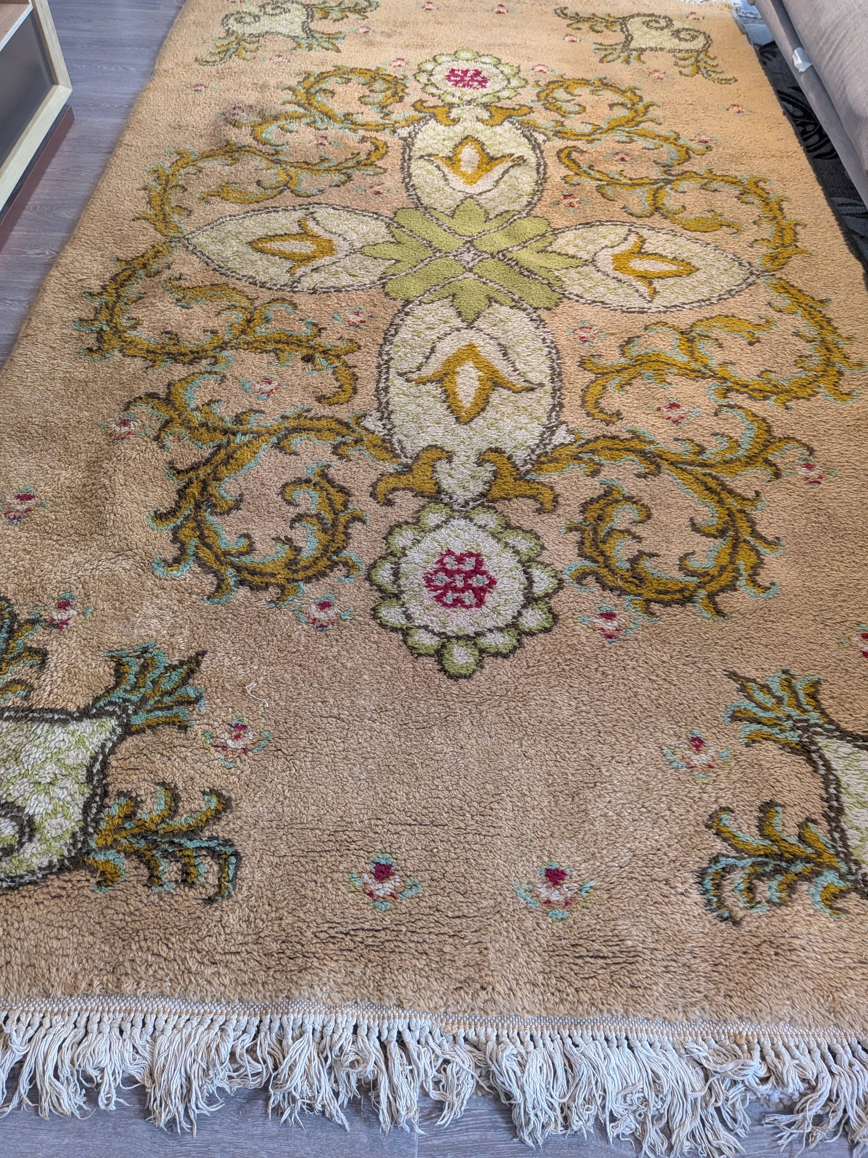 Vintage Moroccan medallion rug in pure wool – 293 x 180 cm